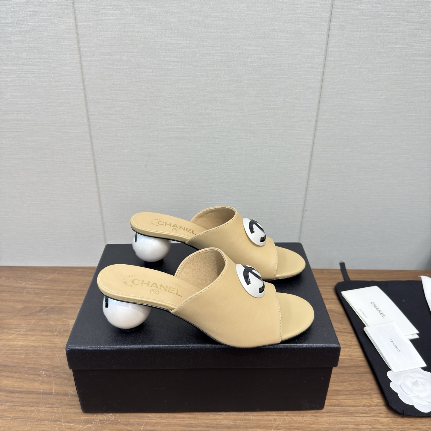 Chanel Slides