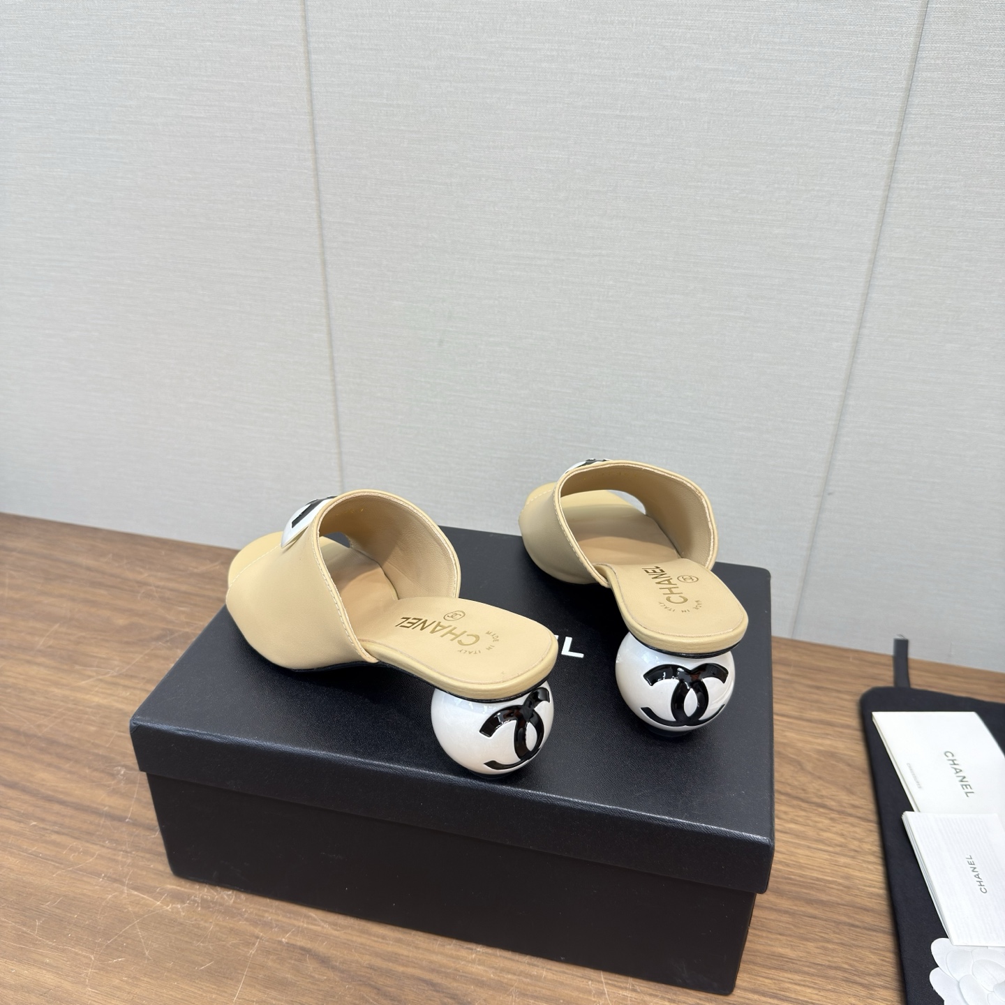 Chanel Slides