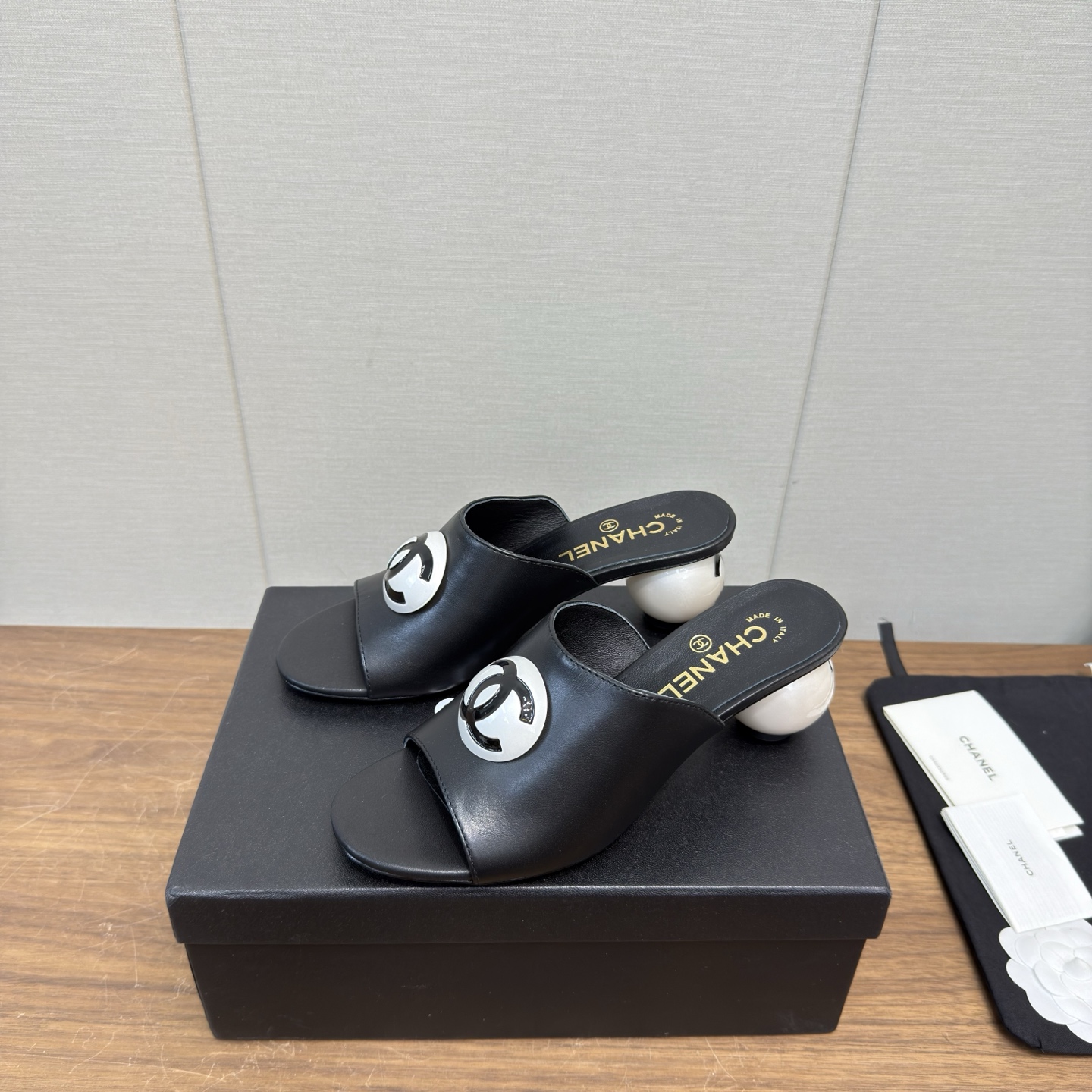 Chanel Slides