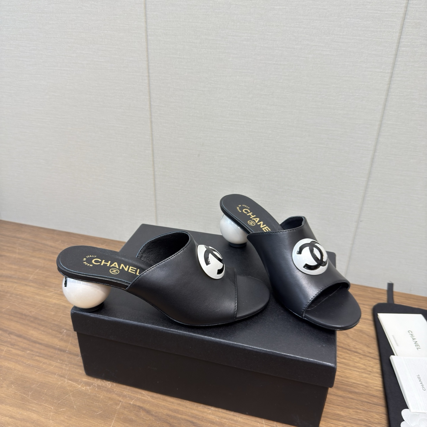 Chanel Slides