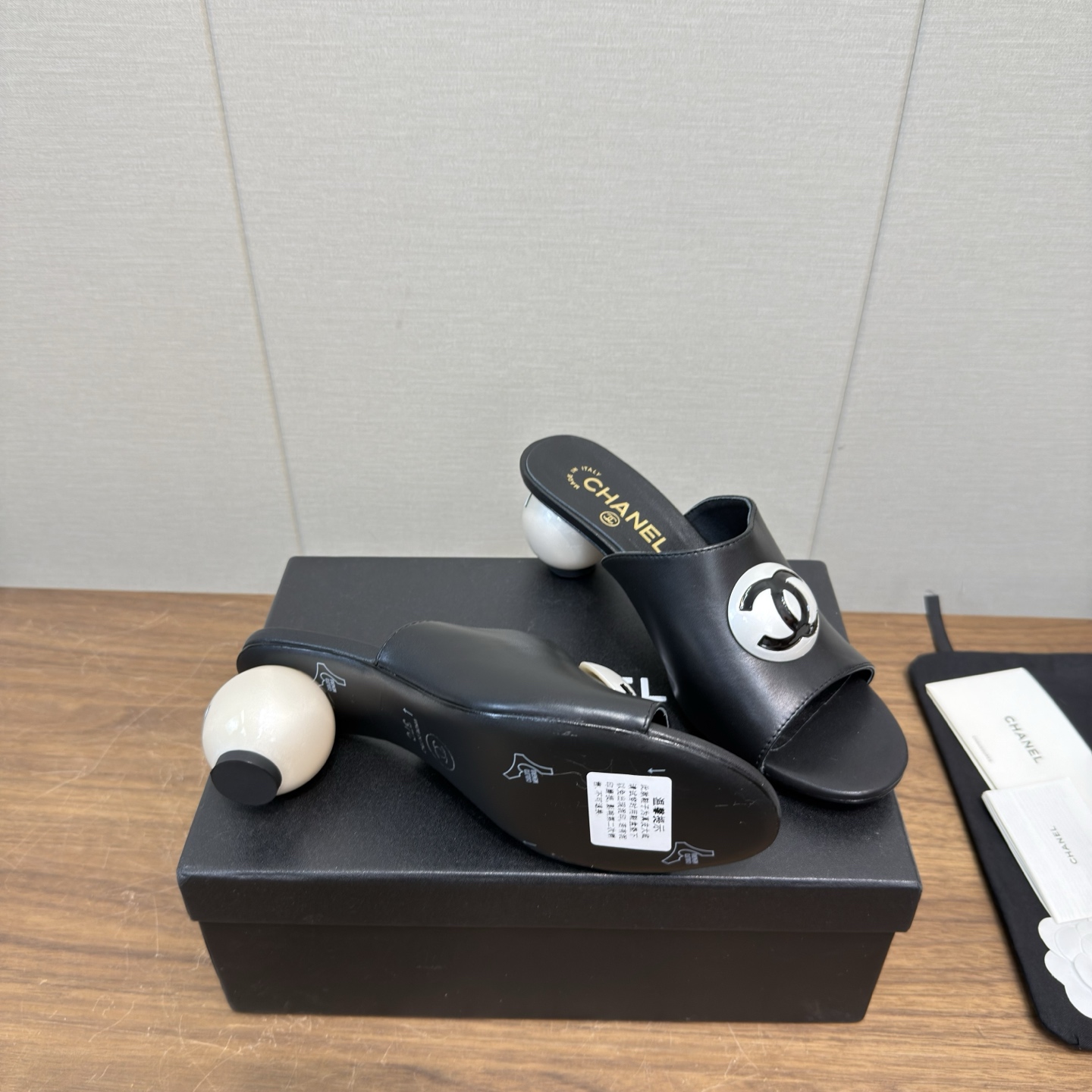 Chanel Slides