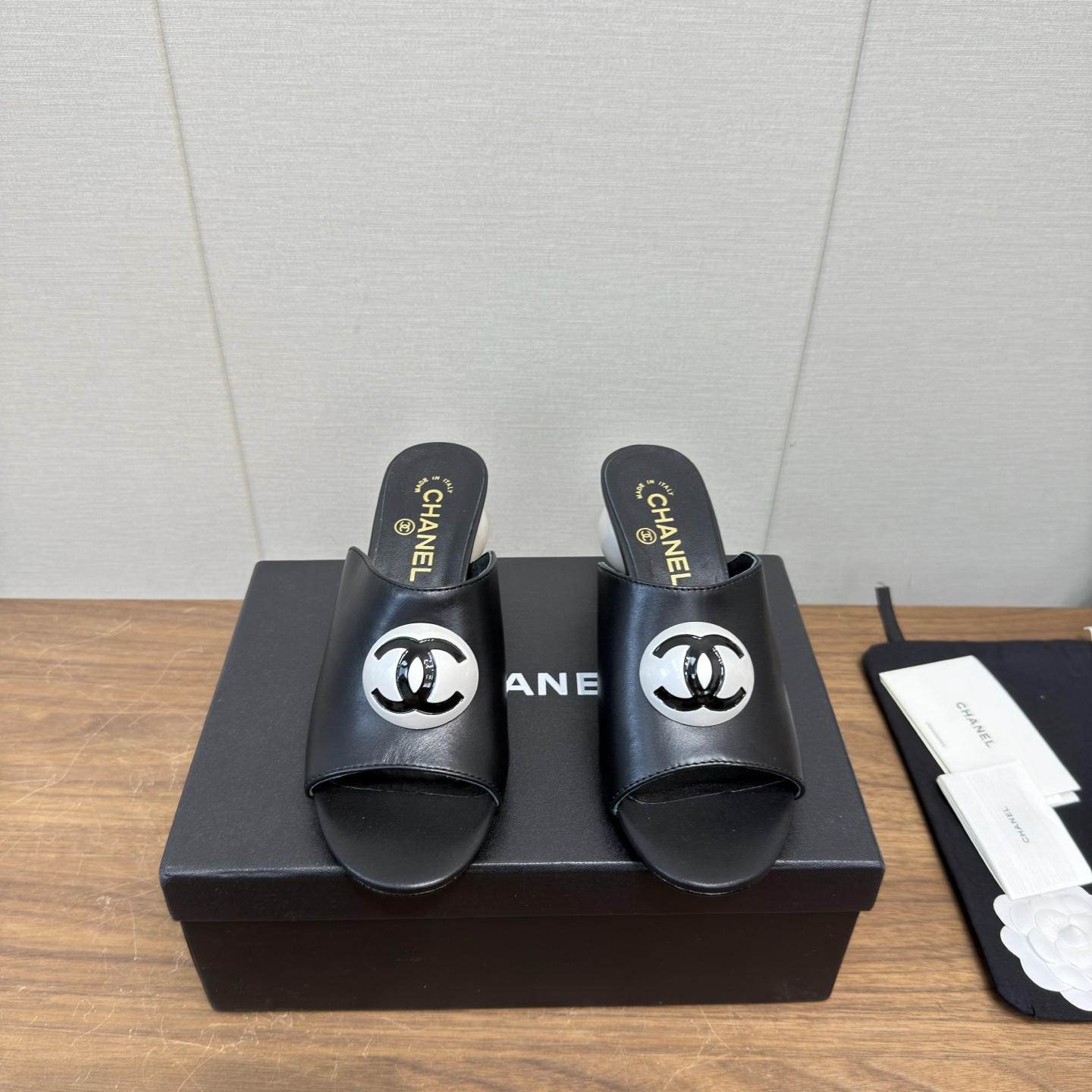 Chanel Slides