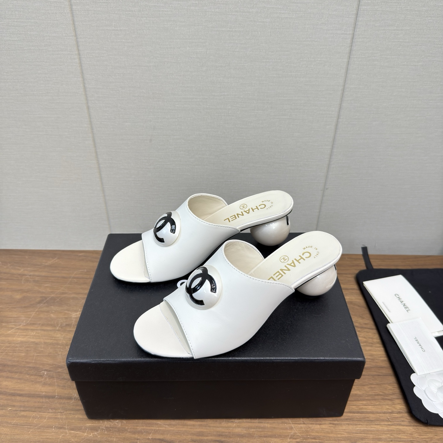 Chanel Slides