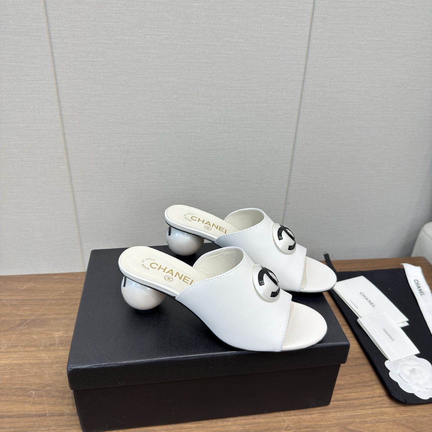 Chanel Slides