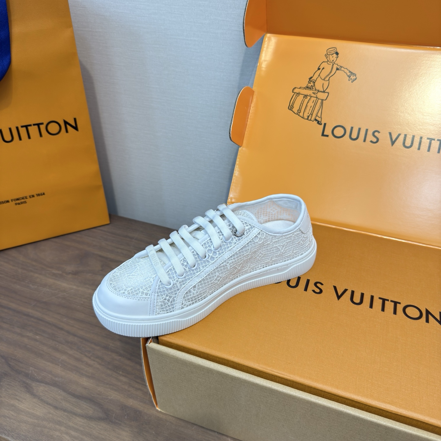 Louis Vuitton Women Shoes