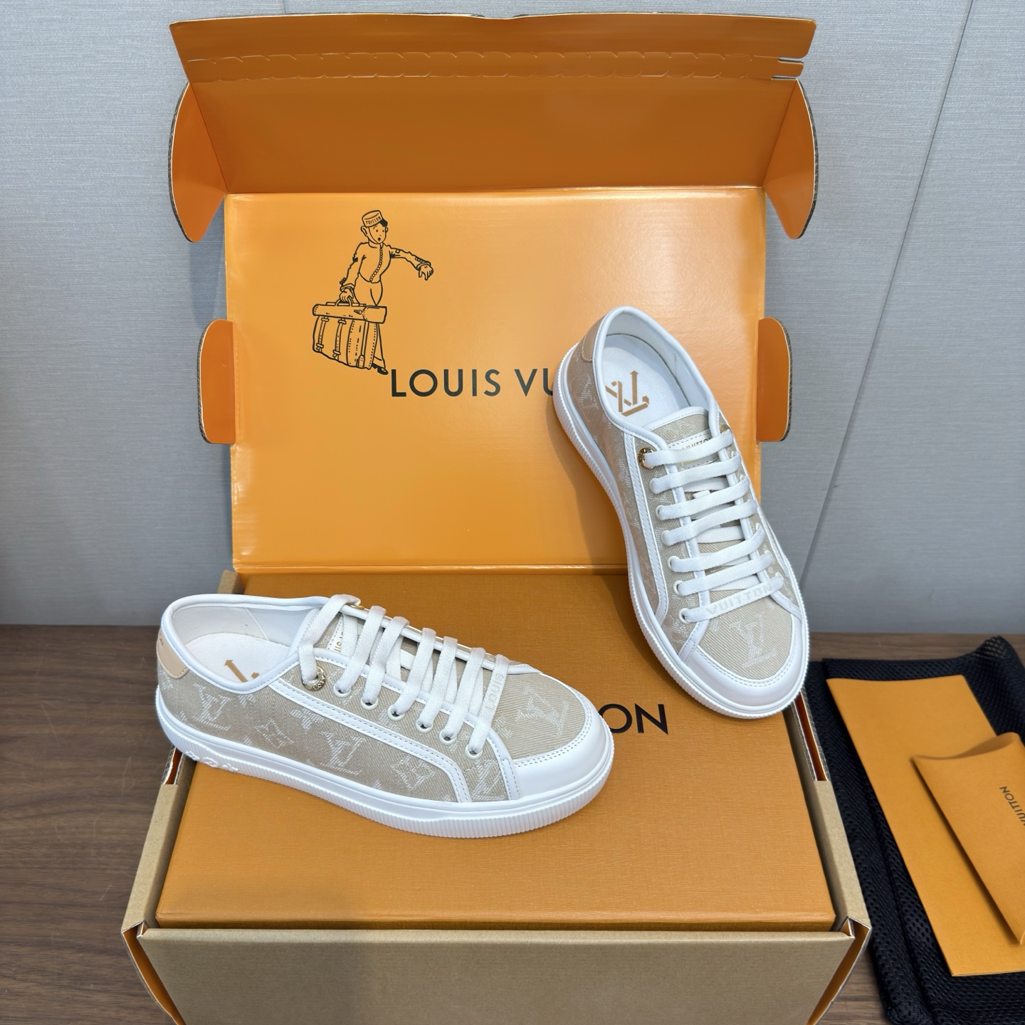 Louis Vuitton Women Shoes