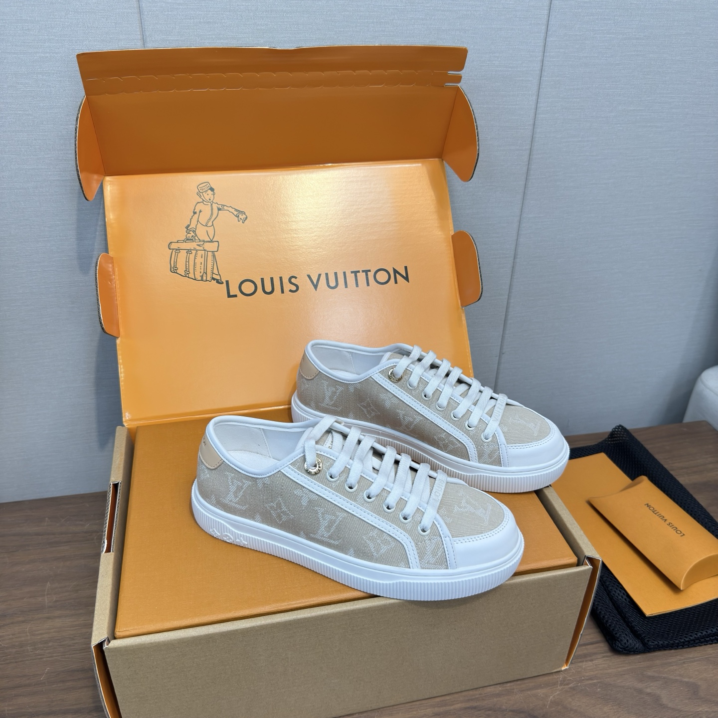 Louis Vuitton Women Shoes