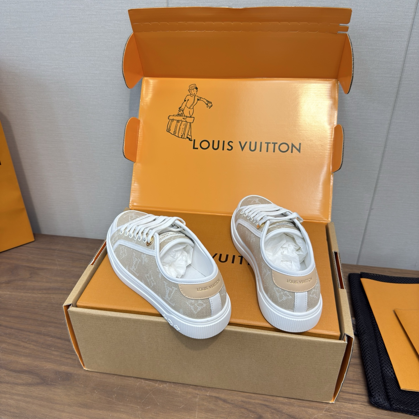 Louis Vuitton Women Shoes