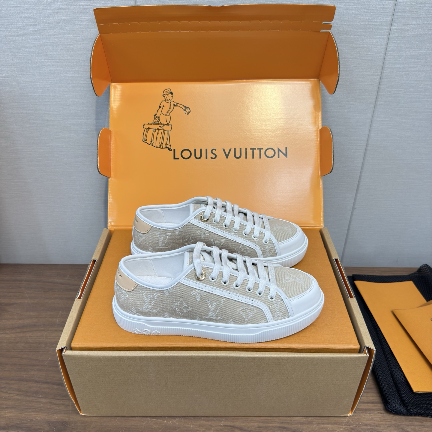 Louis Vuitton Women Shoes