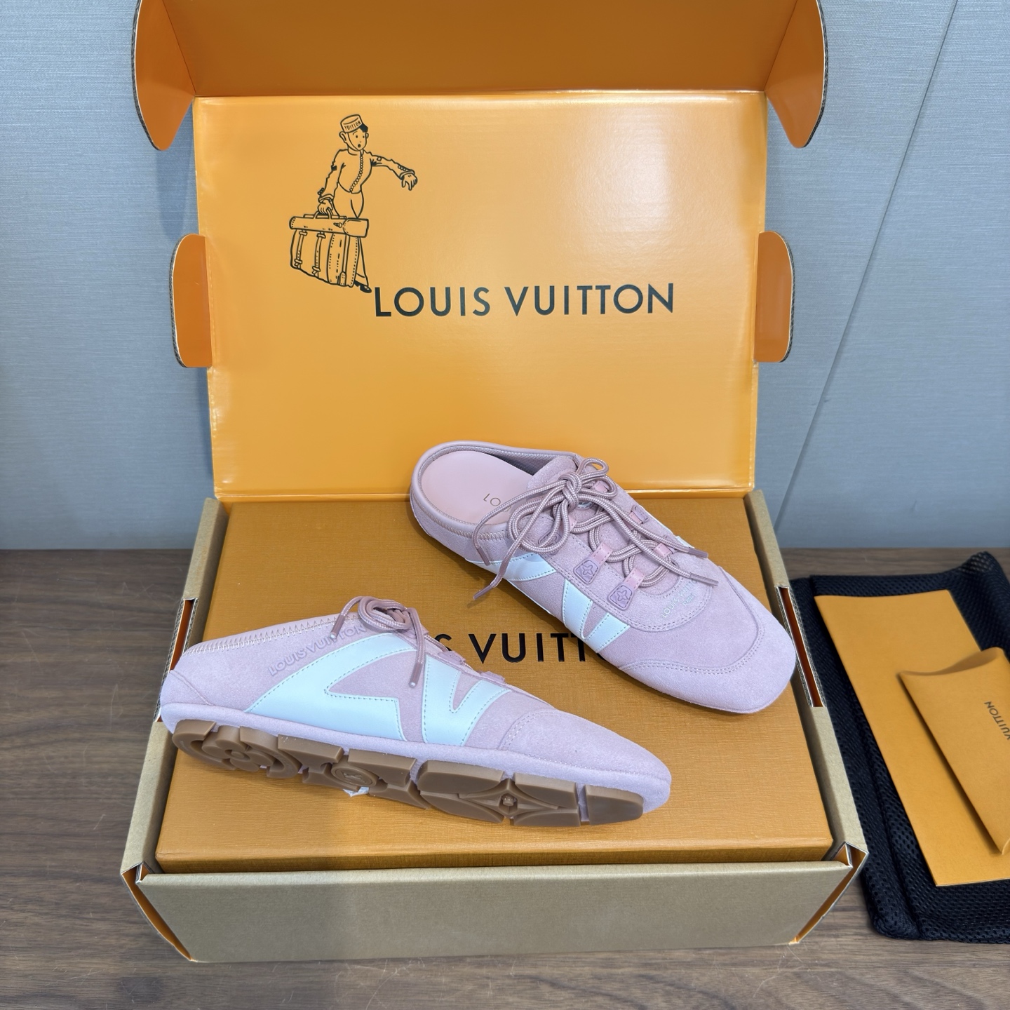 Louis Vuitton Slides