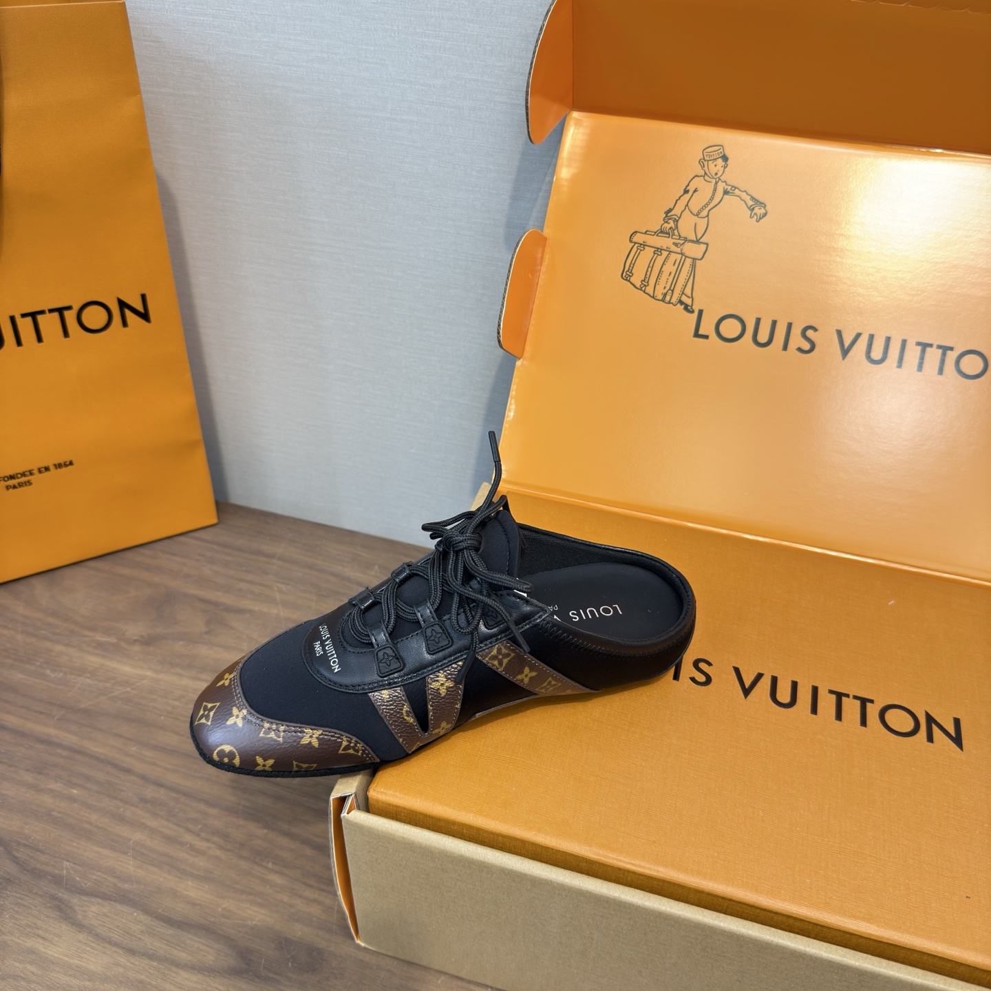 Louis Vuitton Slides