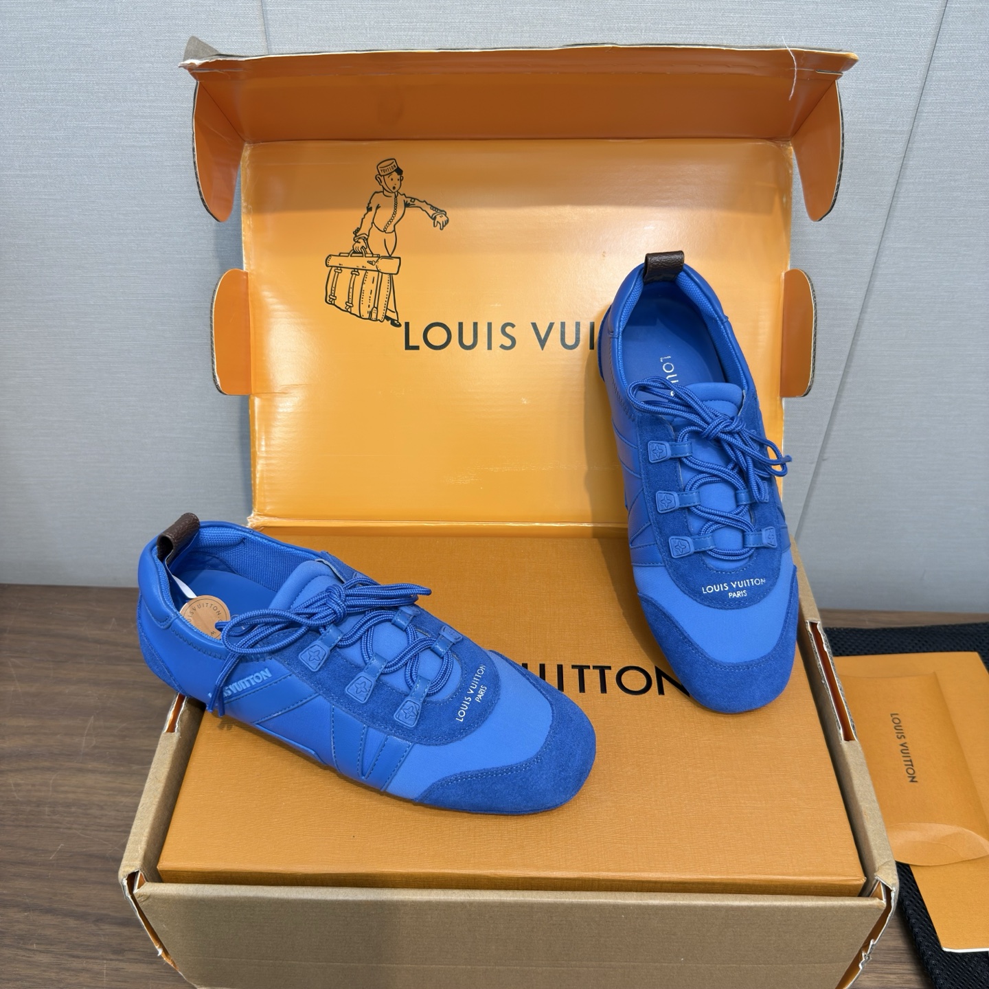 Louis Vuitton Sneakers