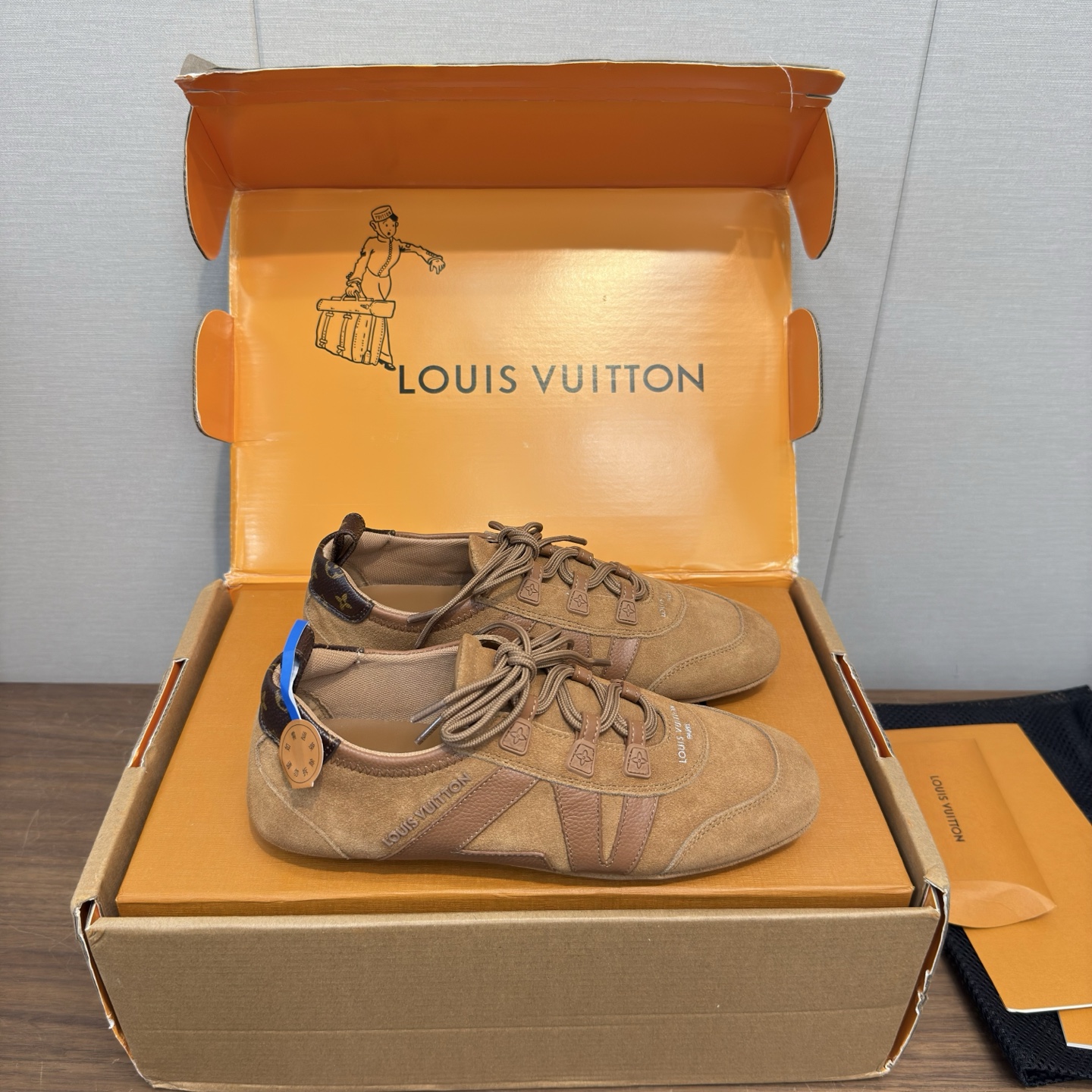 Louis Vuitton Sneakers
