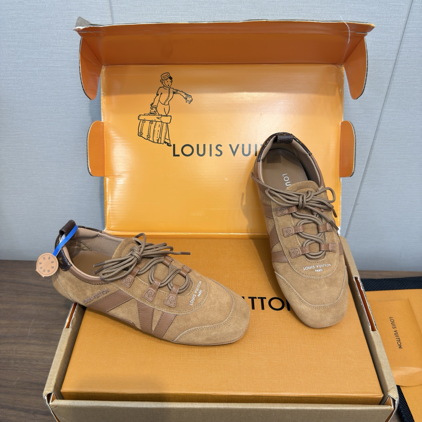 Louis Vuitton Sneakers