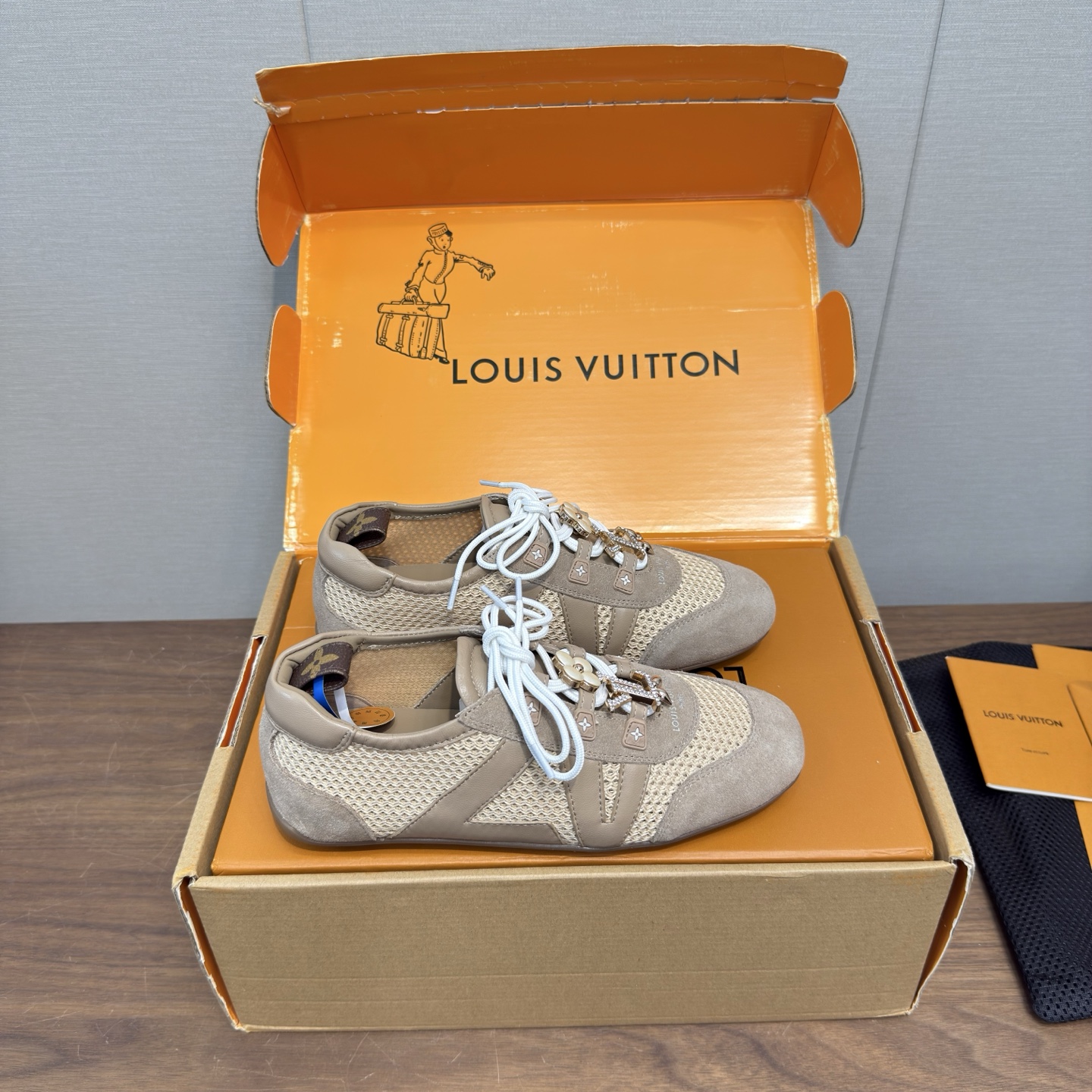 Louis Vuitton Sneakers