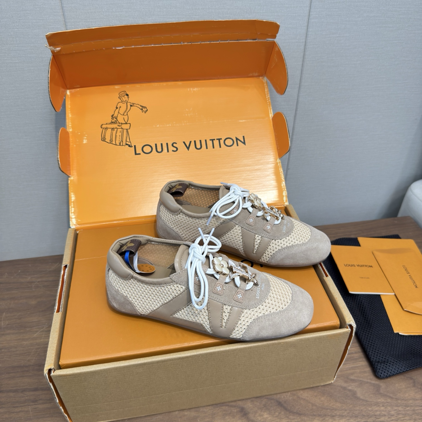 Louis Vuitton Sneakers