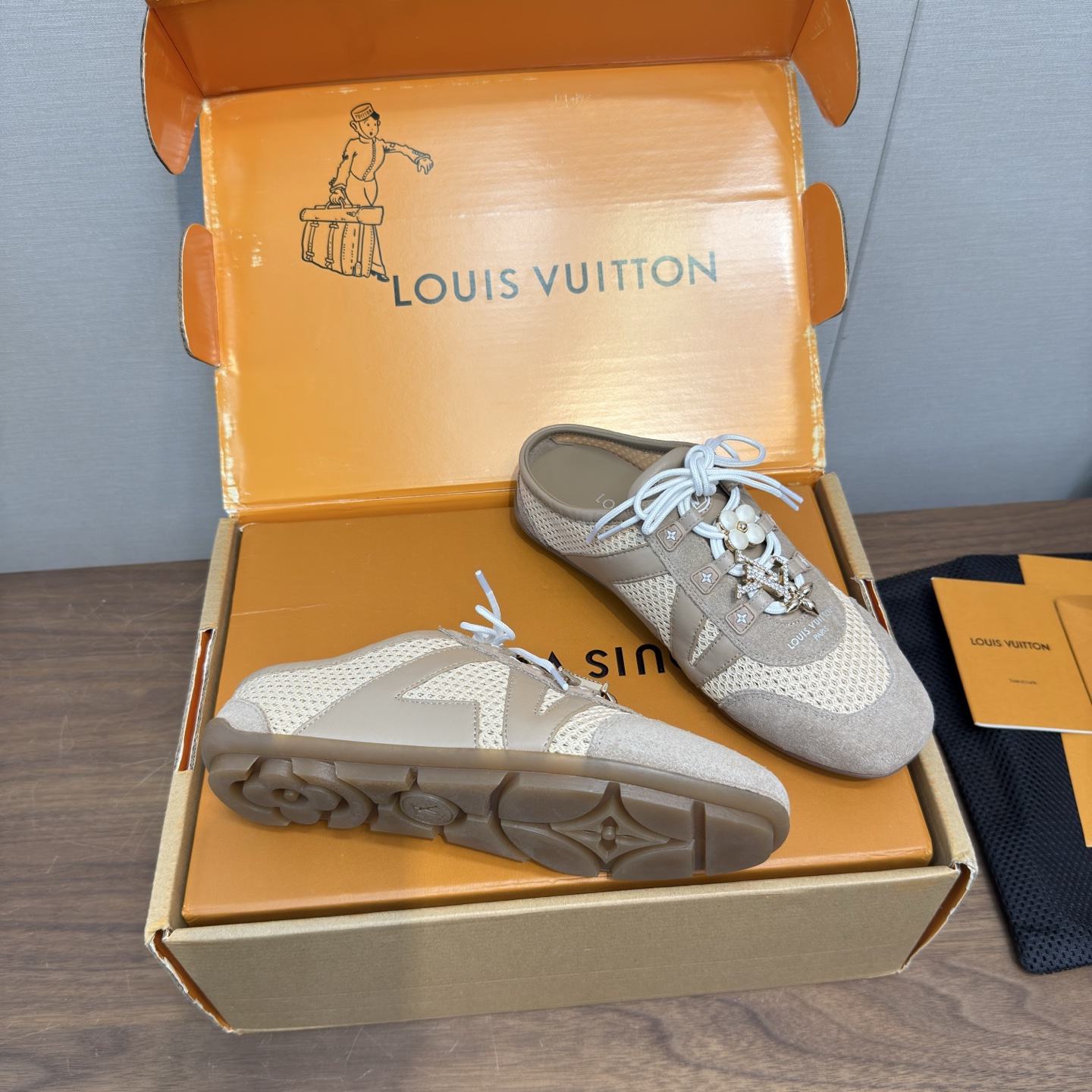 Louis Vuitton Sneakers