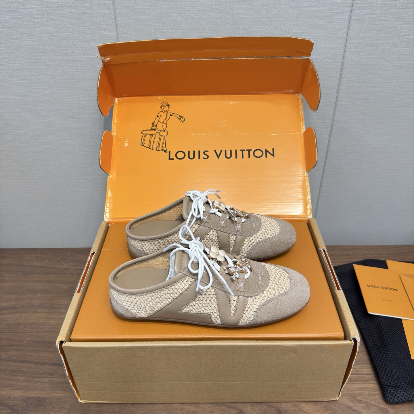 Louis Vuitton Sneakers