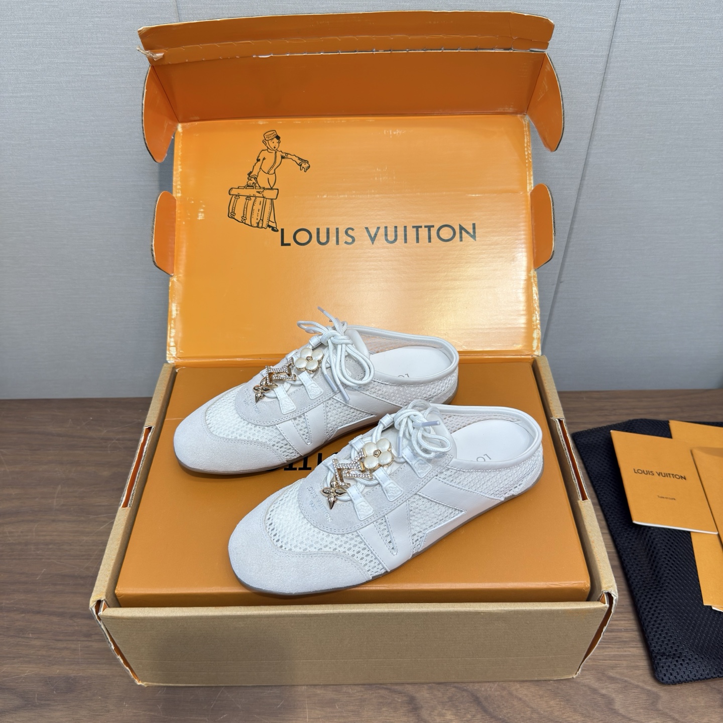Louis Vuitton Sneakers