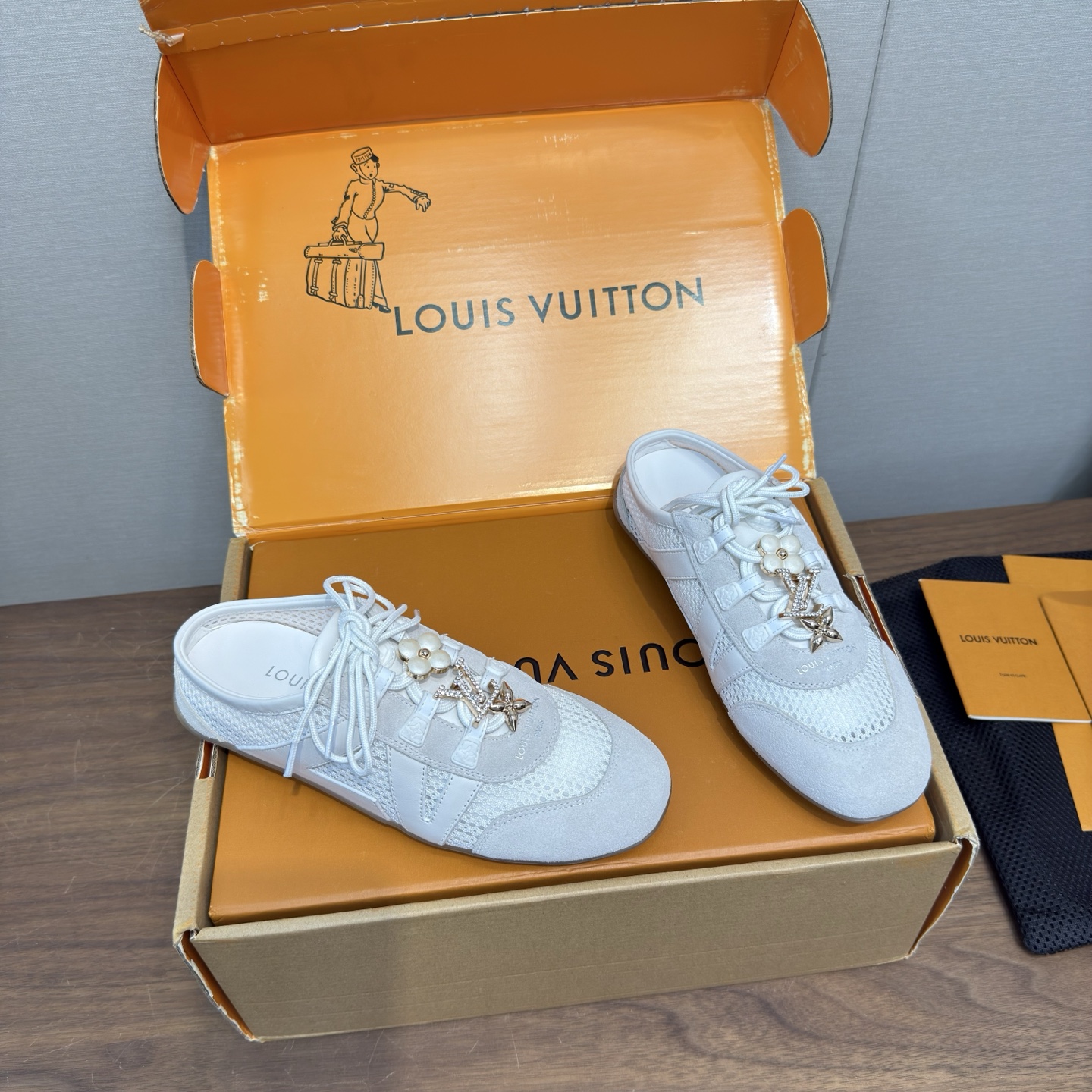 Louis Vuitton Sneakers