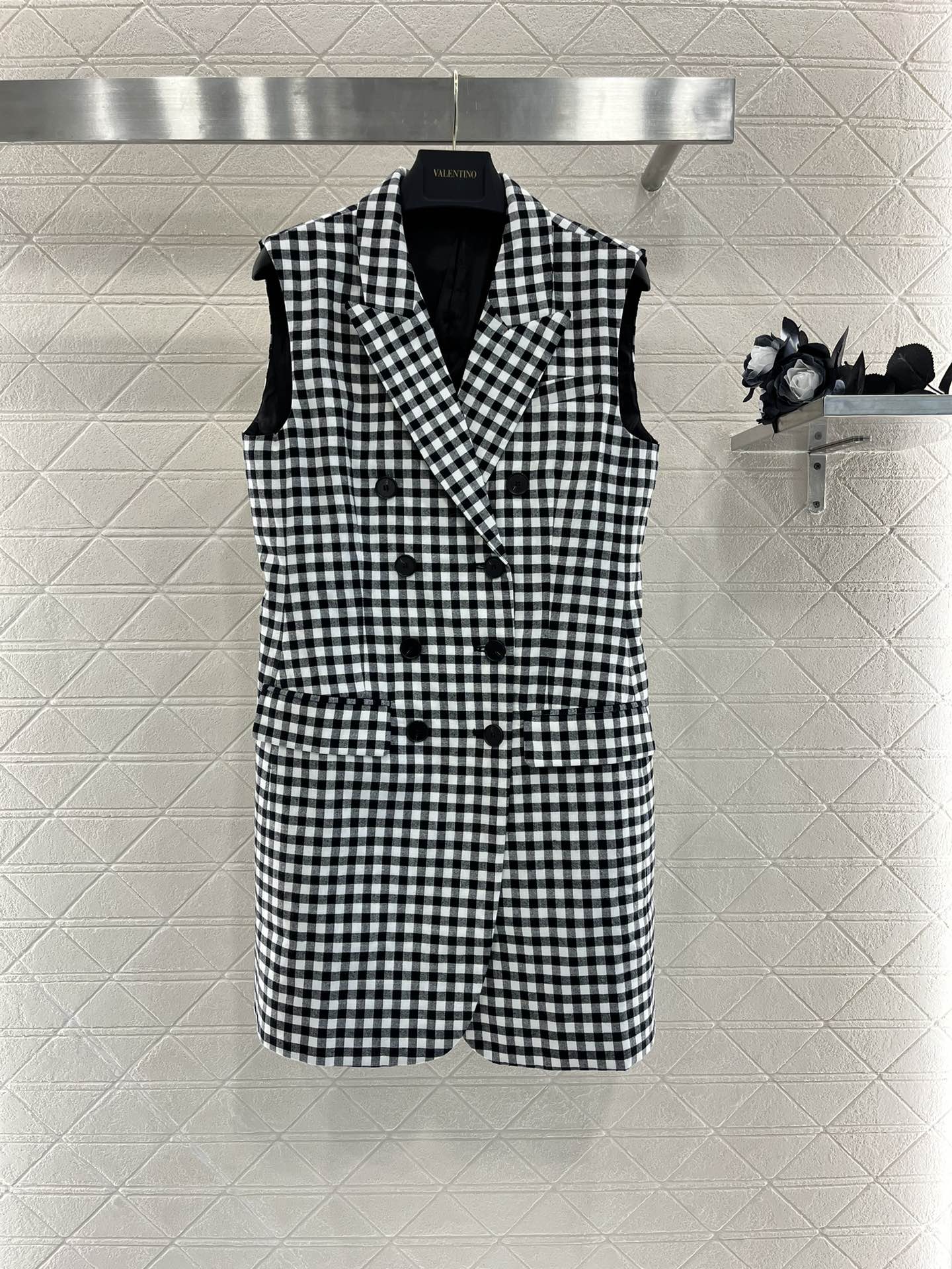 2024 Moschino Women’s Suit: Customized Comfort and Style in Single Size - 图片 1