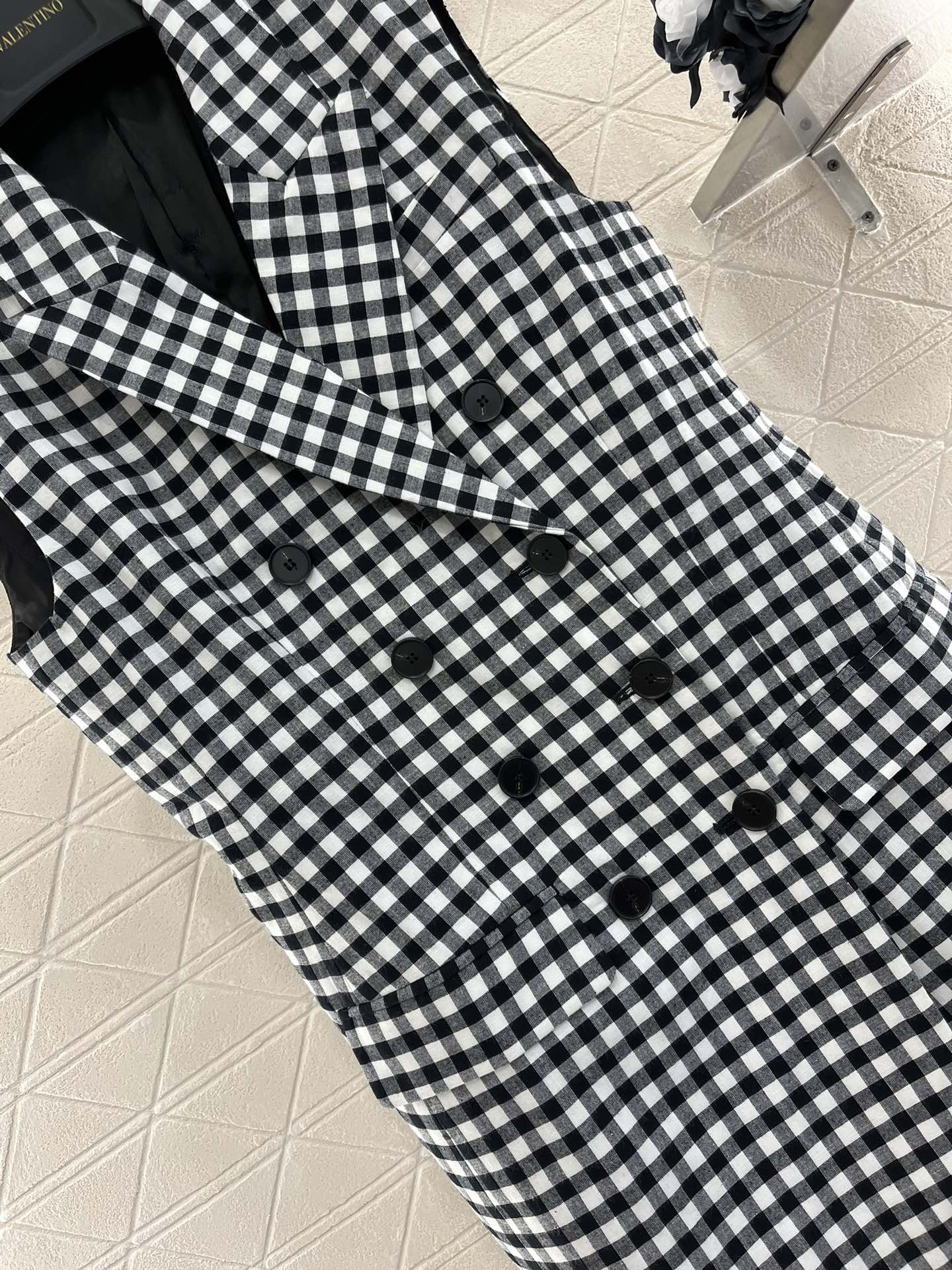 2024 Moschino Women’s Suit: Customized Comfort and Style in Single Size - 图片 4