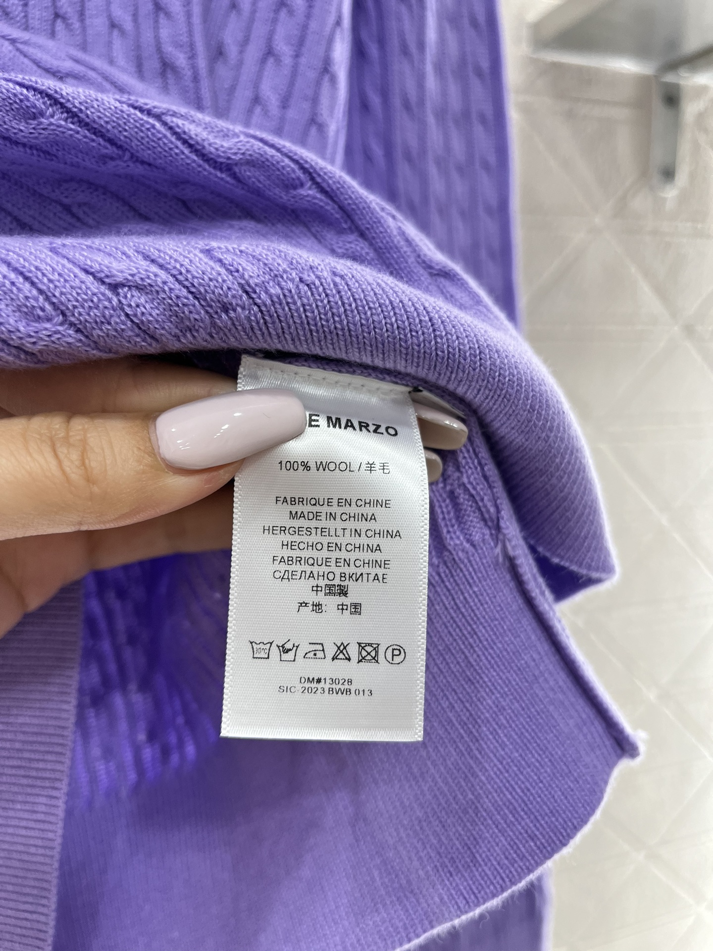 2024 New Product: First-rate Knitted Doll Shirt with Custom YB Wool Fabric - 图片 9