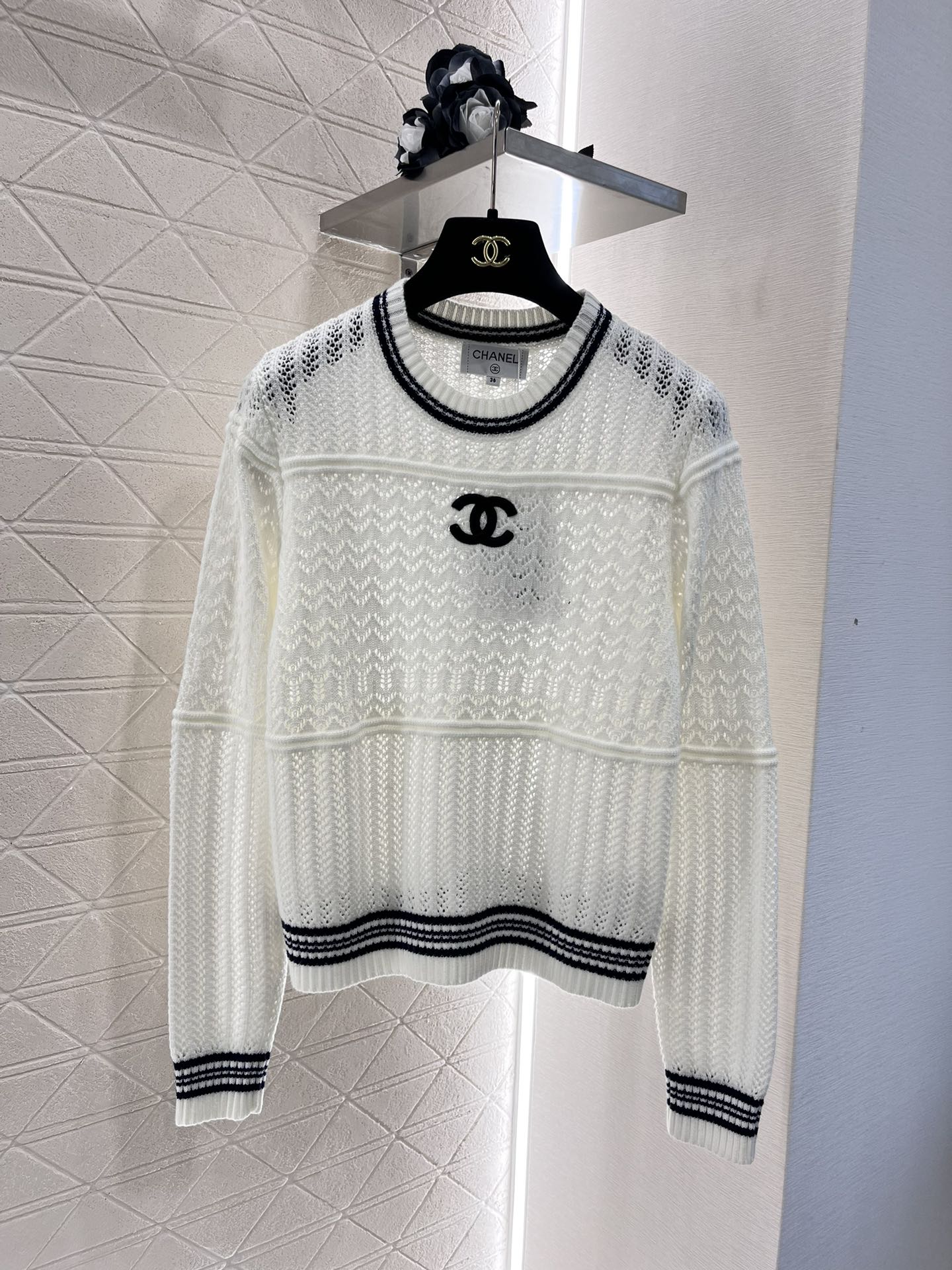 Chanel Ropa Jersey de punto Sudaderas Negro Blanco Bordado Tejido Lana Colección otoño – invierno