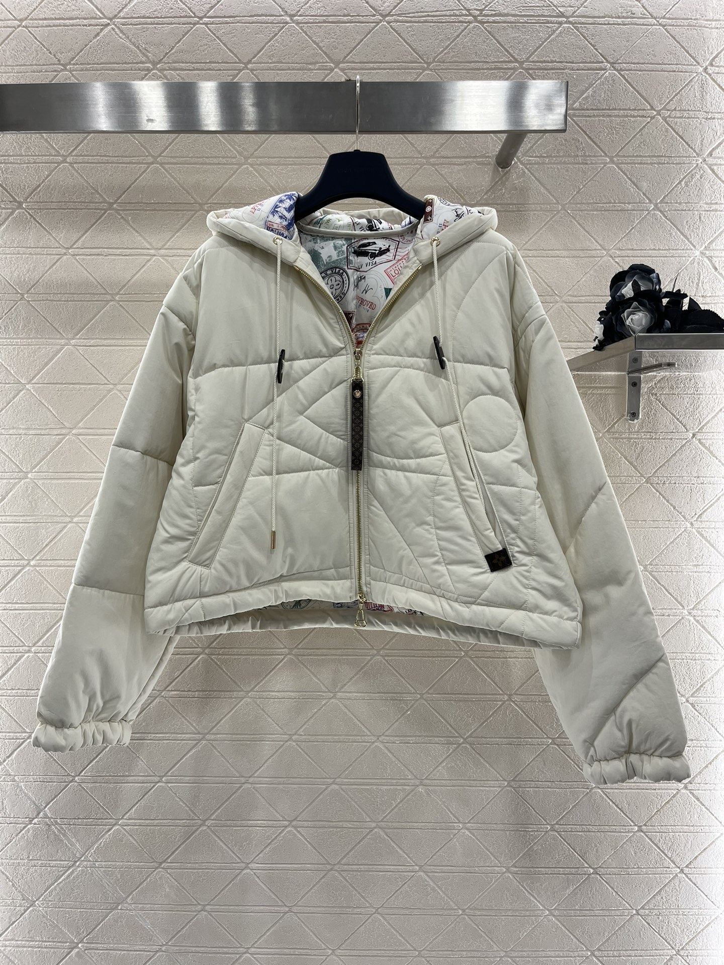 Louis Vuitton Ropa Chaqueta de plumón Costura Colección otoño – invierno Blusa con capucha