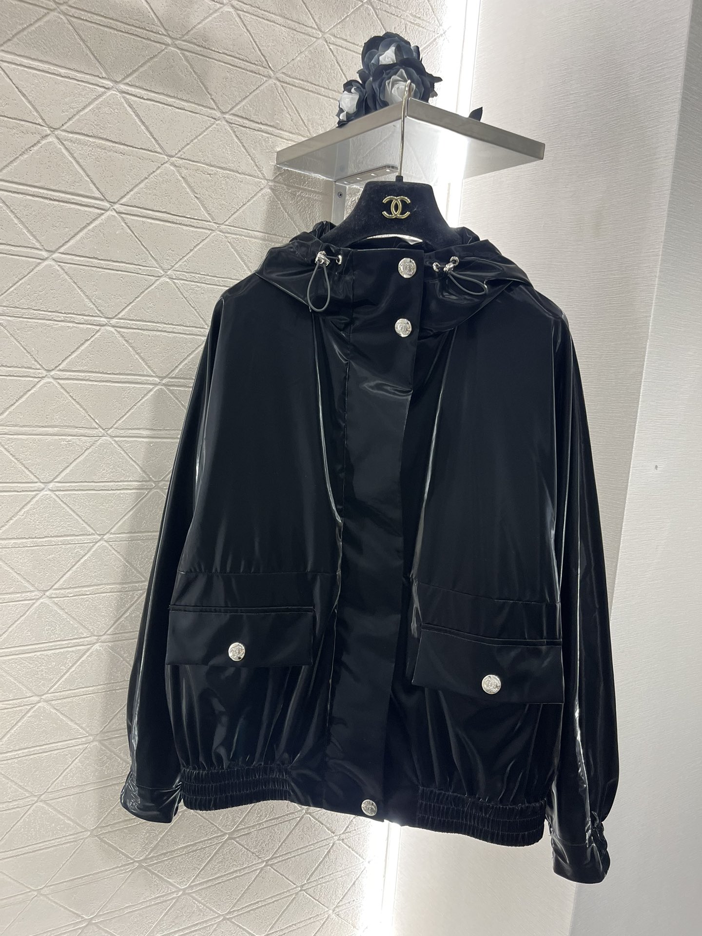 Chanel Ropa Abrigos y chaquetas AAA+ réplica
 Nylon Blusa con capucha