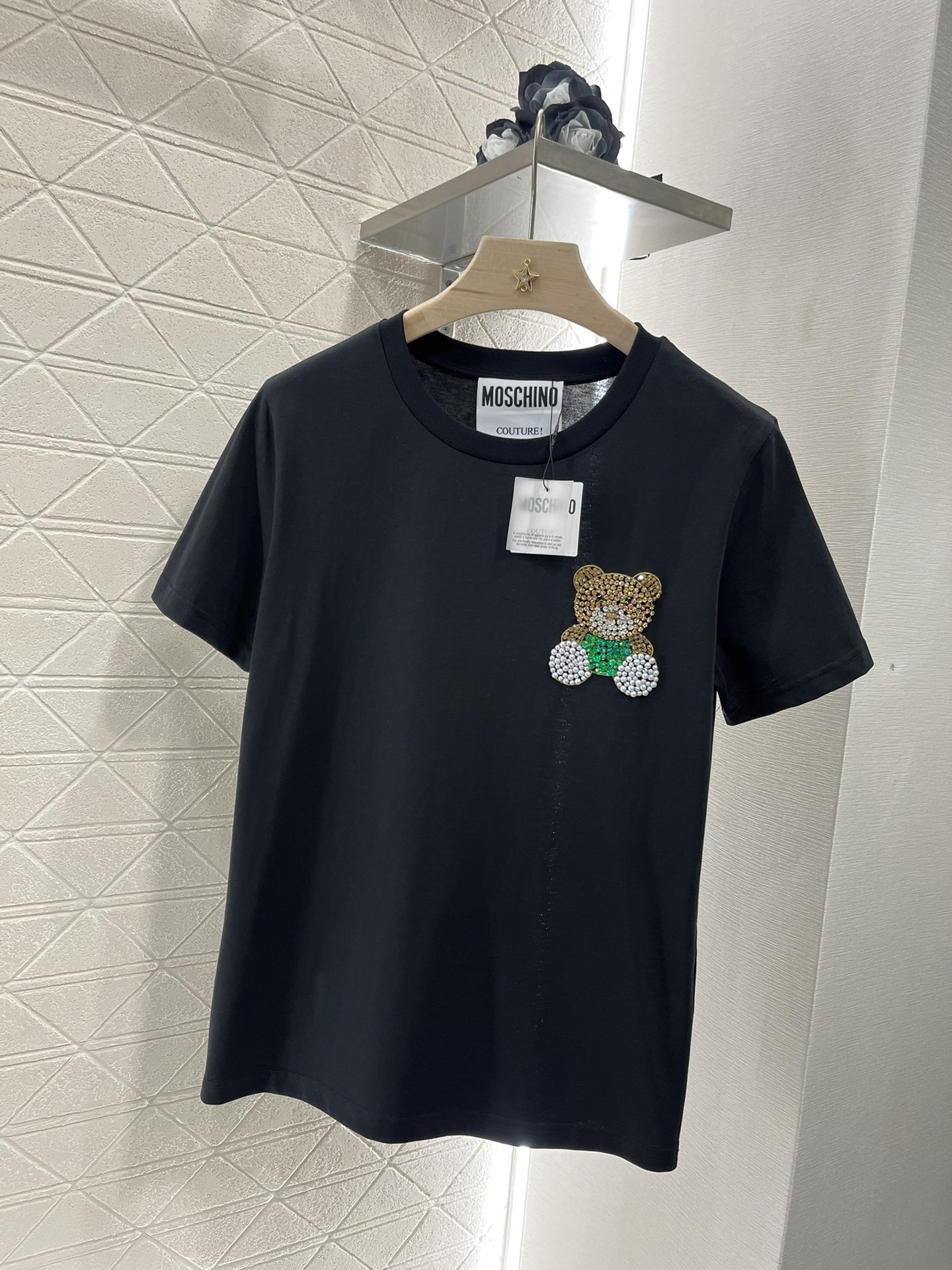 2025 New Moschino Women’s Suit with Re-engineered Bead Embroidery Tee - 图片 8