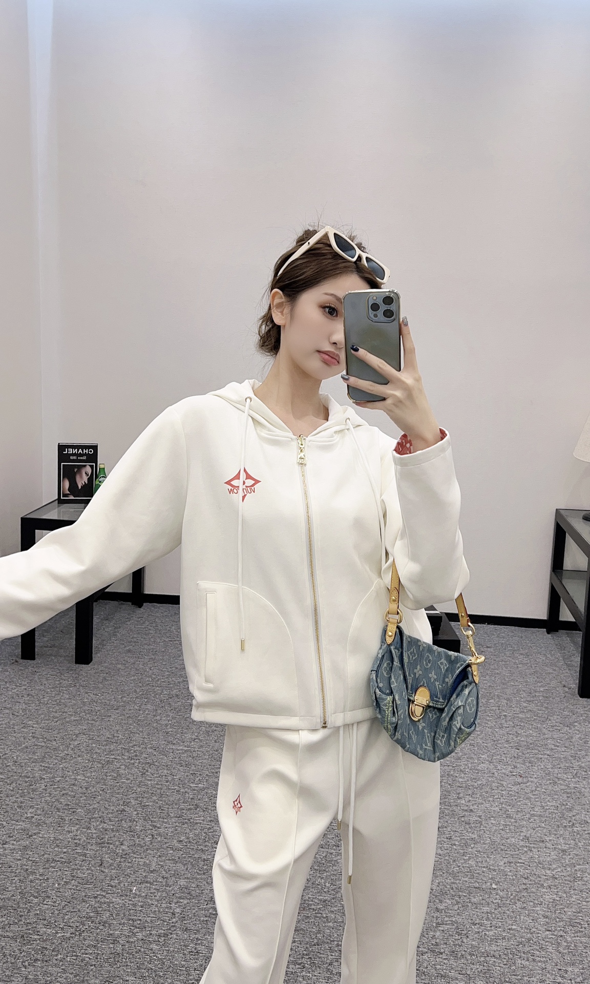 路易威登 Louis Vuitton 高定典藏名品高定成衣时装外套连衣裙衬衫T恤 #FEF156F0 5