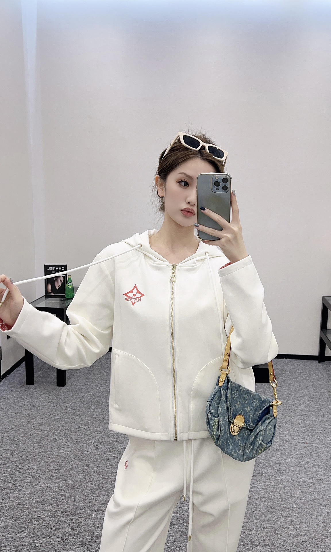 路易威登 Louis Vuitton 高定典藏名品高定成衣时装外套连衣裙衬衫T恤 #FEF156F0 3