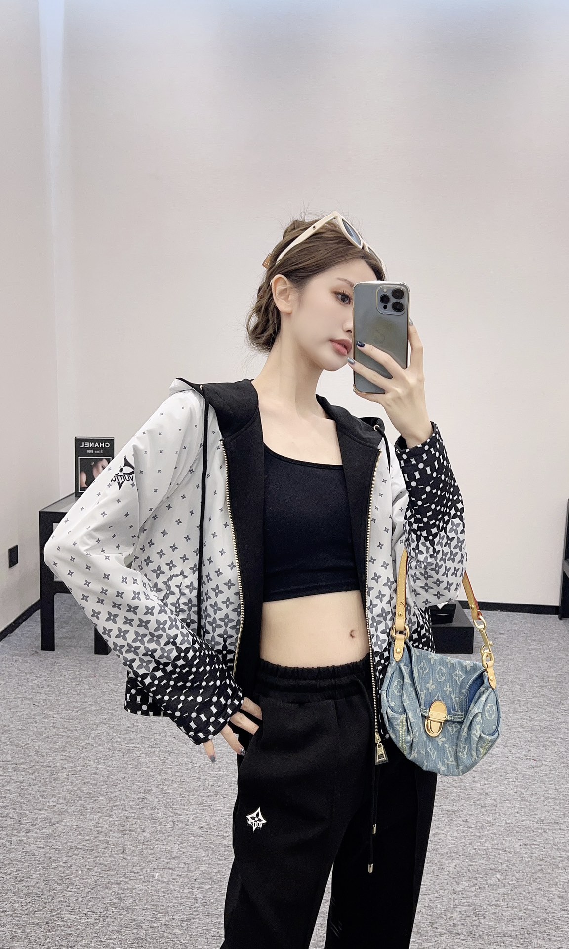 路易威登 Louis Vuitton 高定典藏名品高定成衣时装外套连衣裙衬衫T恤 #7FF55E7D 2