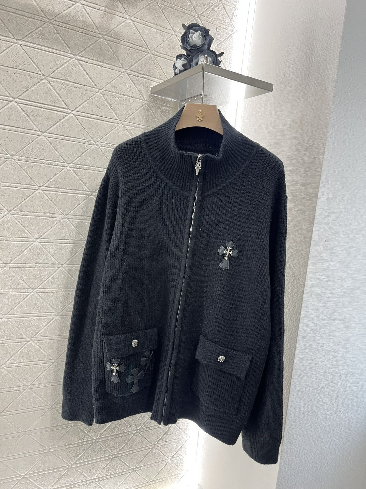 2025 New Female Suit Collection with Chrome Details and Custom Wool Line-Making - 图片 1