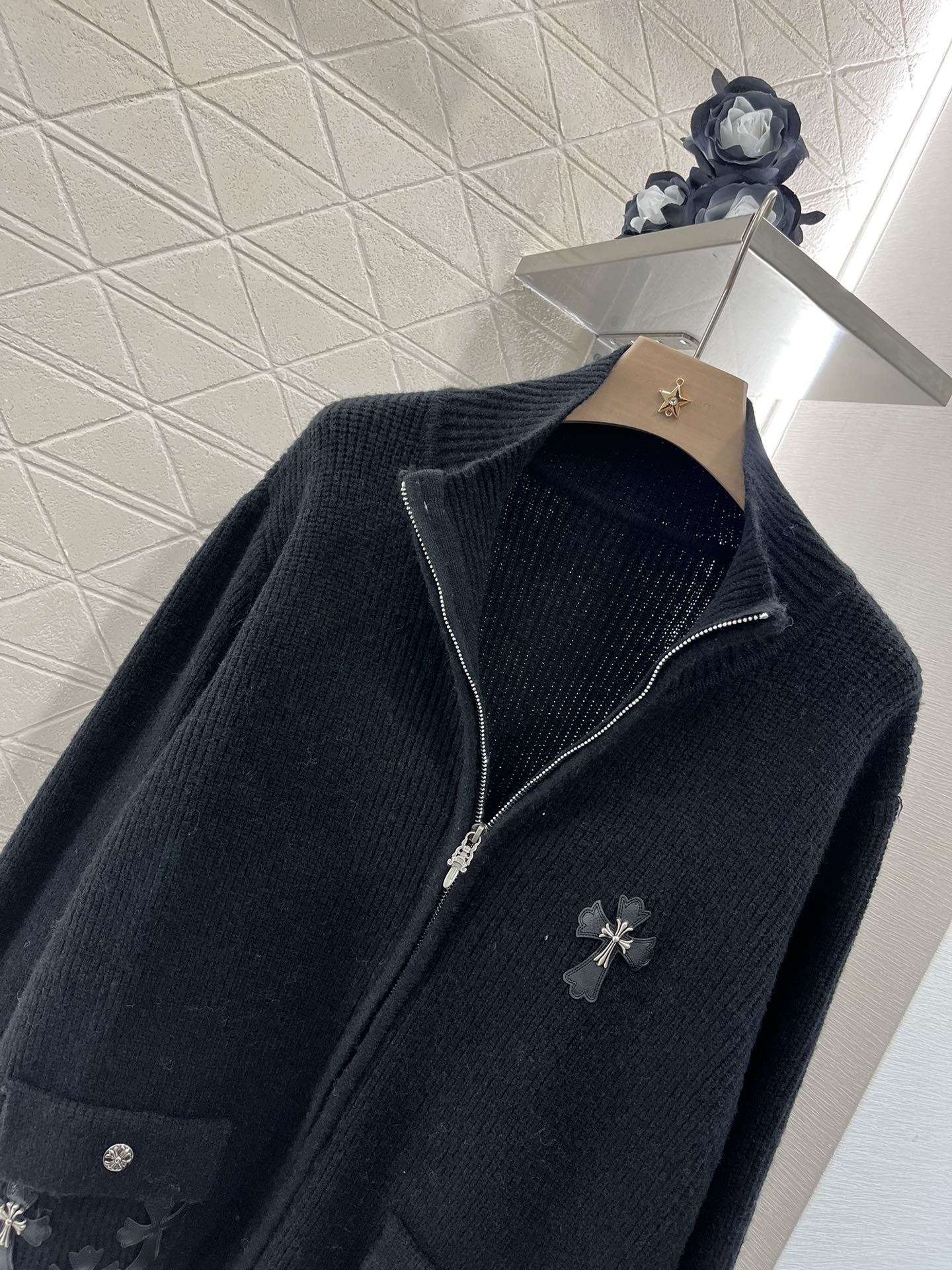 2025 New Female Suit Collection with Chrome Details and Custom Wool Line-Making - 图片 3