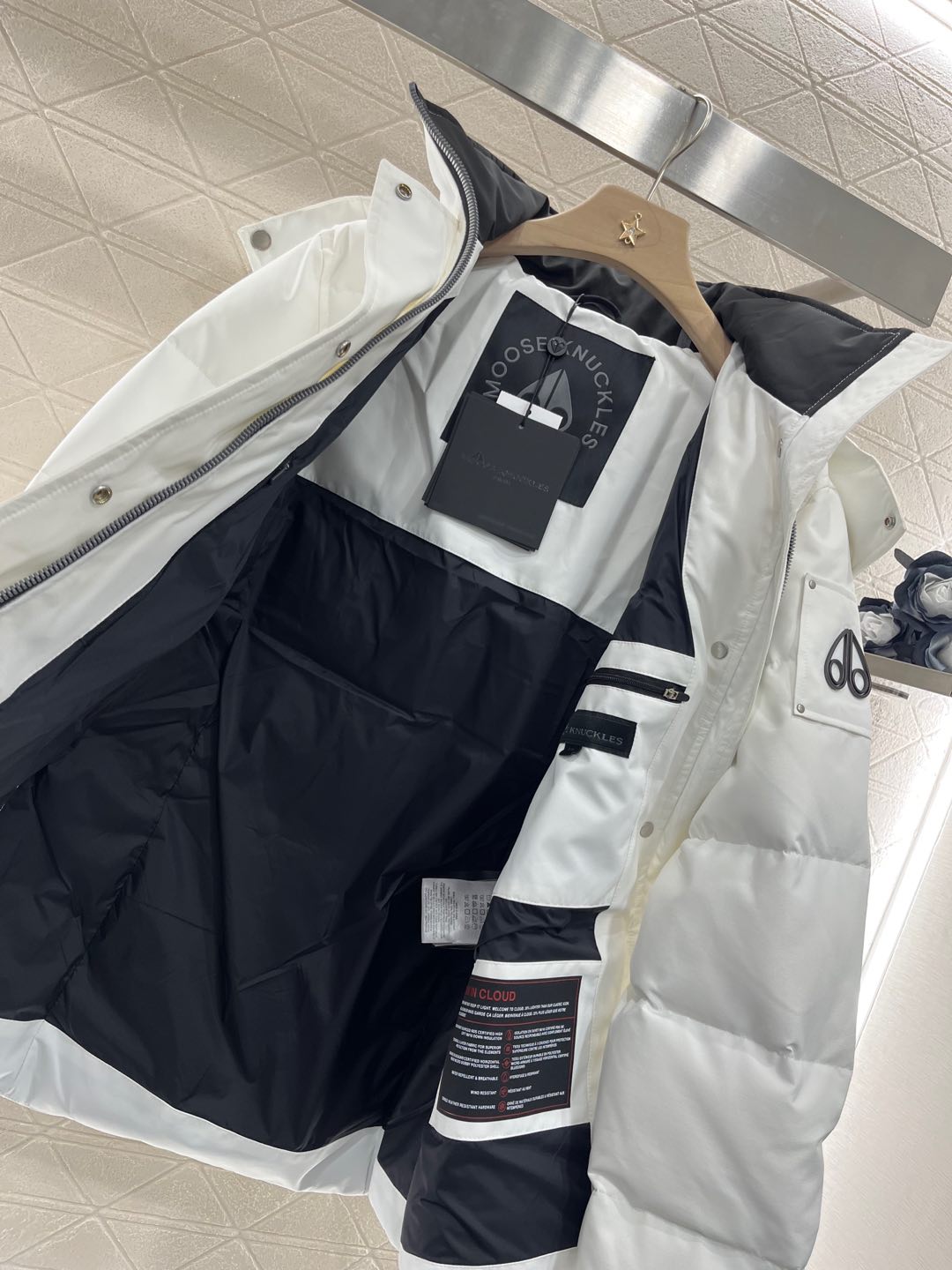 2025 New Mooseknuckle Single-Size Female Suit with Customized Design - 图片 3