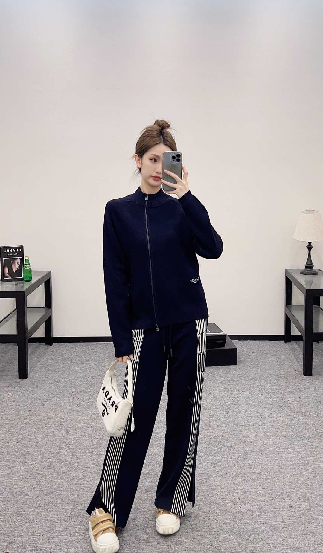 NO:313855,upper body picture, alexander wang19860909上身图,,alexander wang,Women's clothing