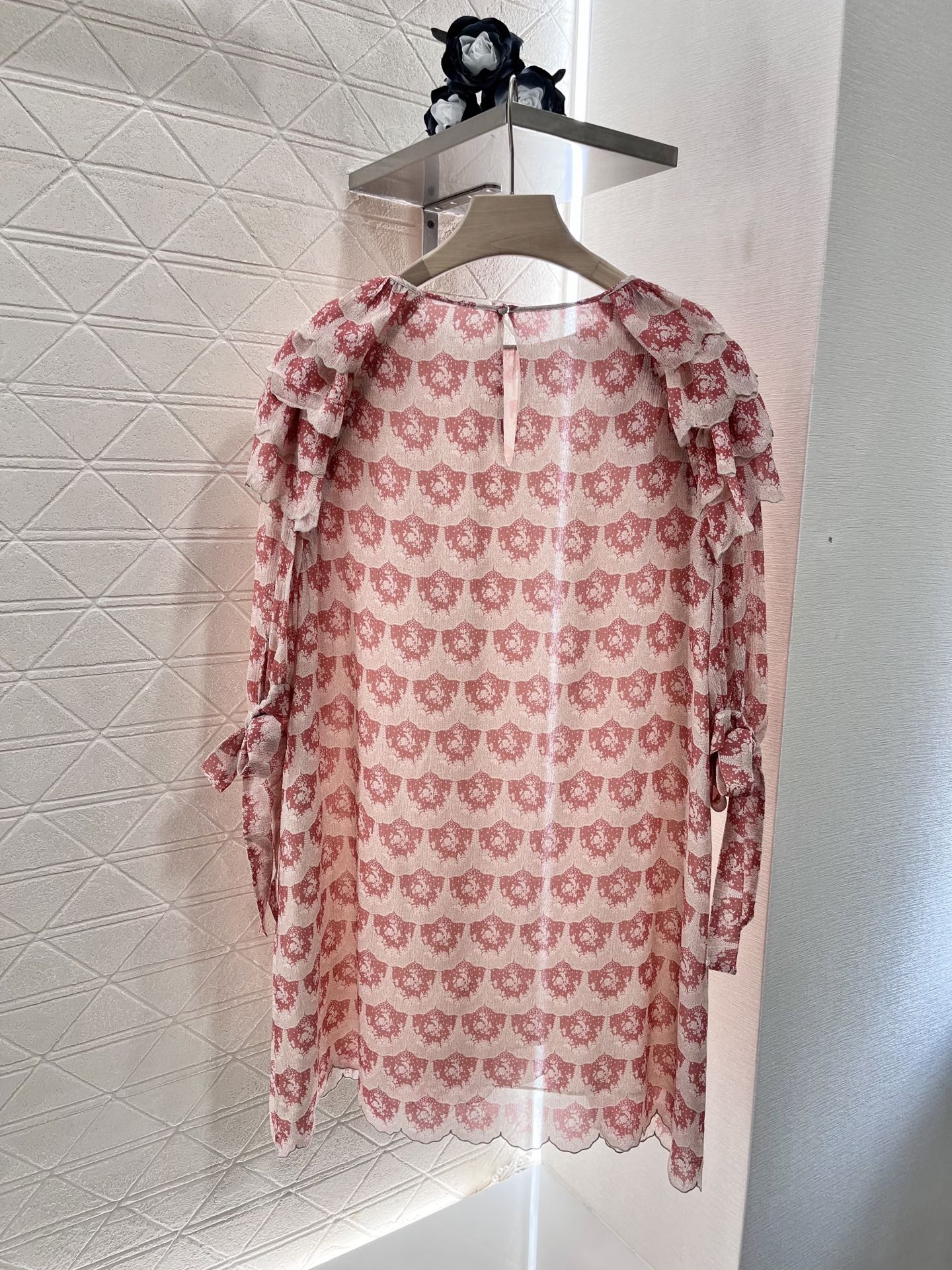 New Product: Chlo*2025 Silk-Printed Dress with Customizable Features - 图片 2