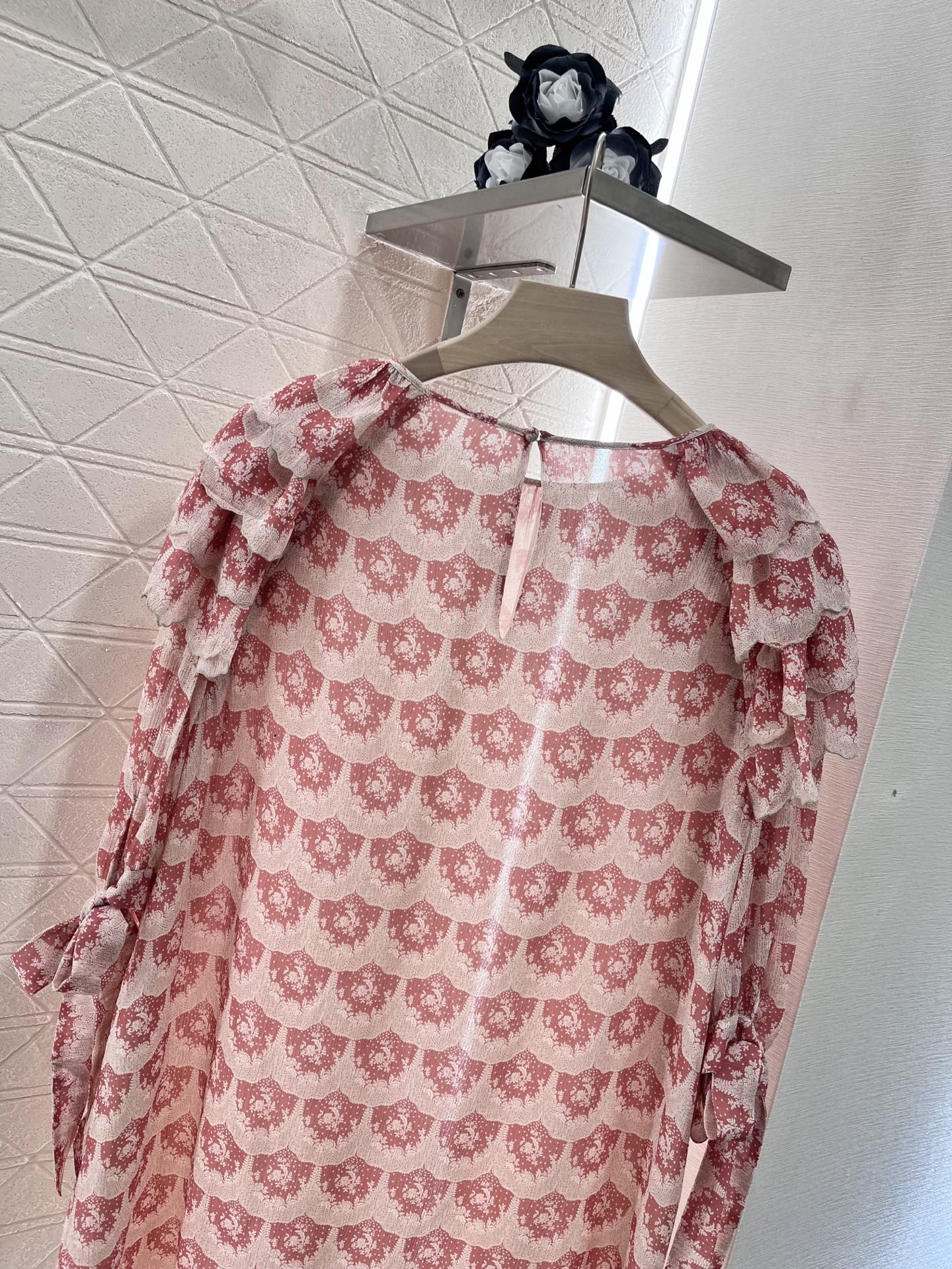 New Product: Chlo*2025 Silk-Printed Dress with Customizable Features - 图片 4