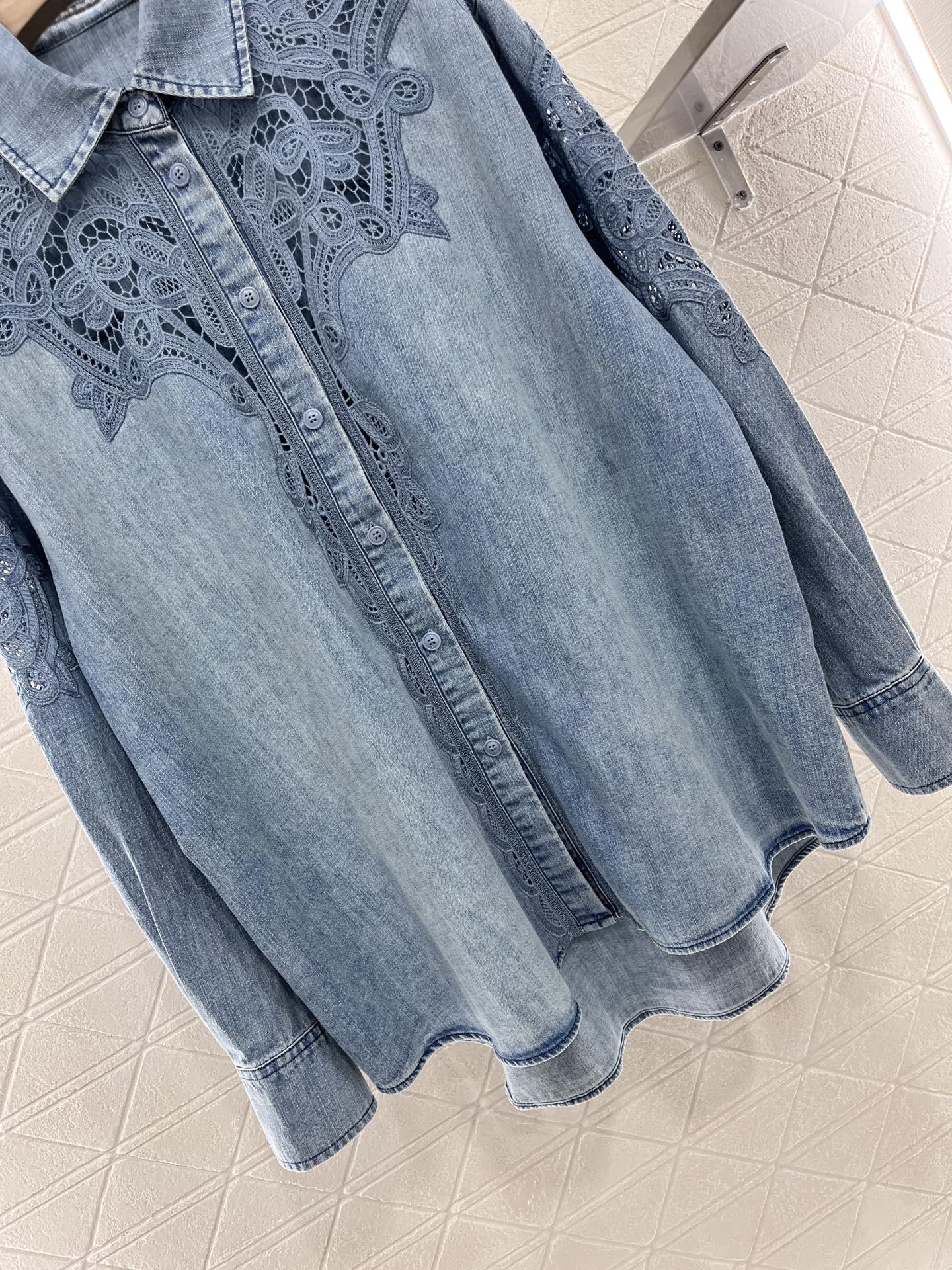 2025 Ermanno Scervino Women’s Suit: Cotton Cowboy Shirt with Water Lace - 图片 7