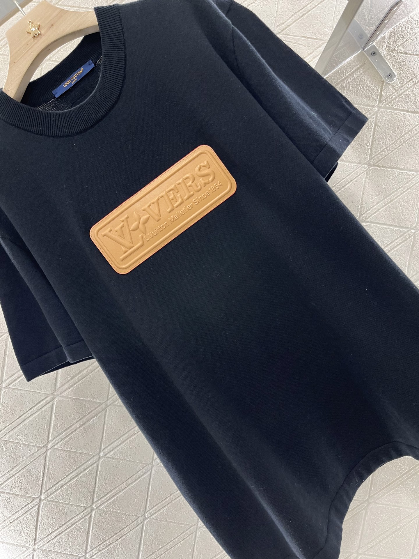 ♥Louis Vuitto*♥2025新品上架
     皮牌全棉针织𝑇𝑒𝑒
定制YB原生全棉纱线织造 
