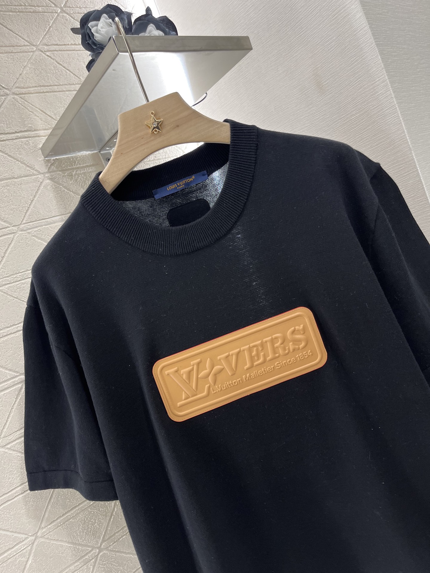 ♥Louis Vuitto*♥2025新品上架
     皮牌全棉针织𝑇𝑒𝑒
定制YB原生全棉纱线织造 