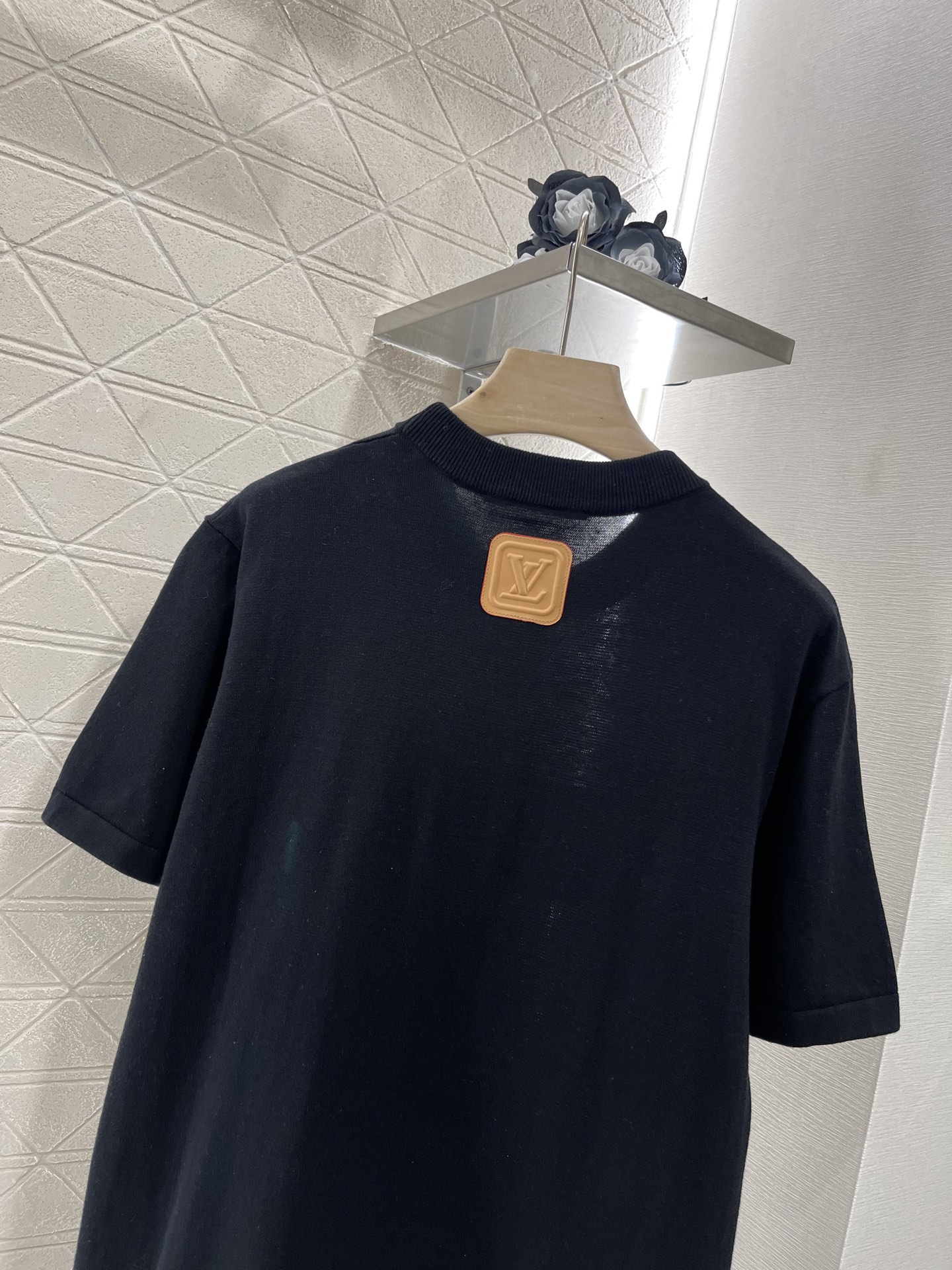 ♥Louis Vuitto*♥2025新品上架
     皮牌全棉针织𝑇𝑒𝑒
定制YB原生全棉纱线织造 