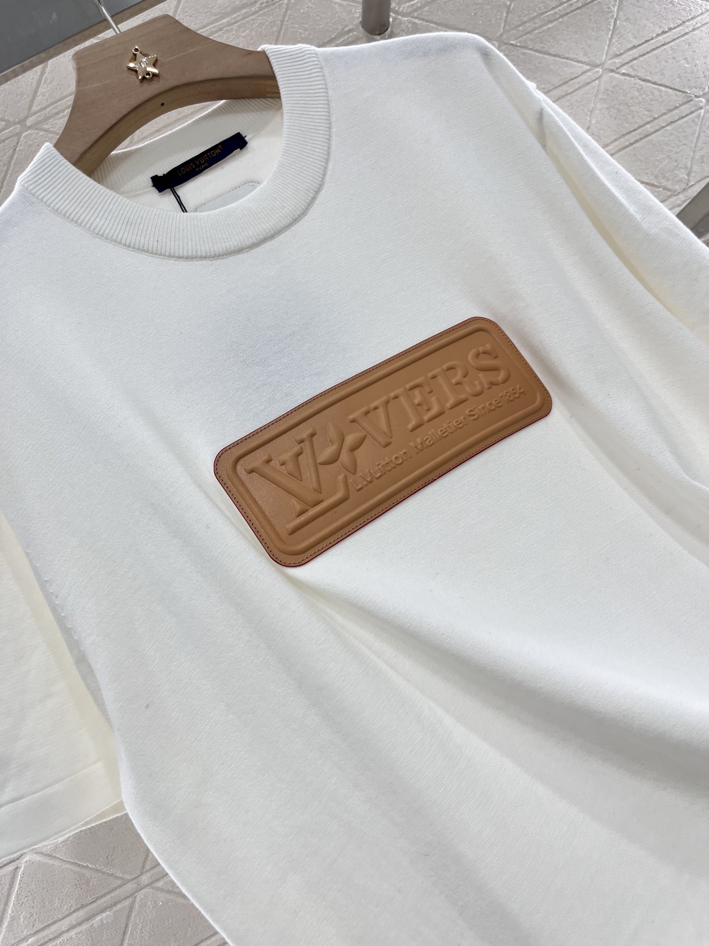 ♥Louis Vuitto*♥2025新品上架
     皮牌全棉针织𝑇𝑒𝑒
定制YB原生全棉纱线织造 