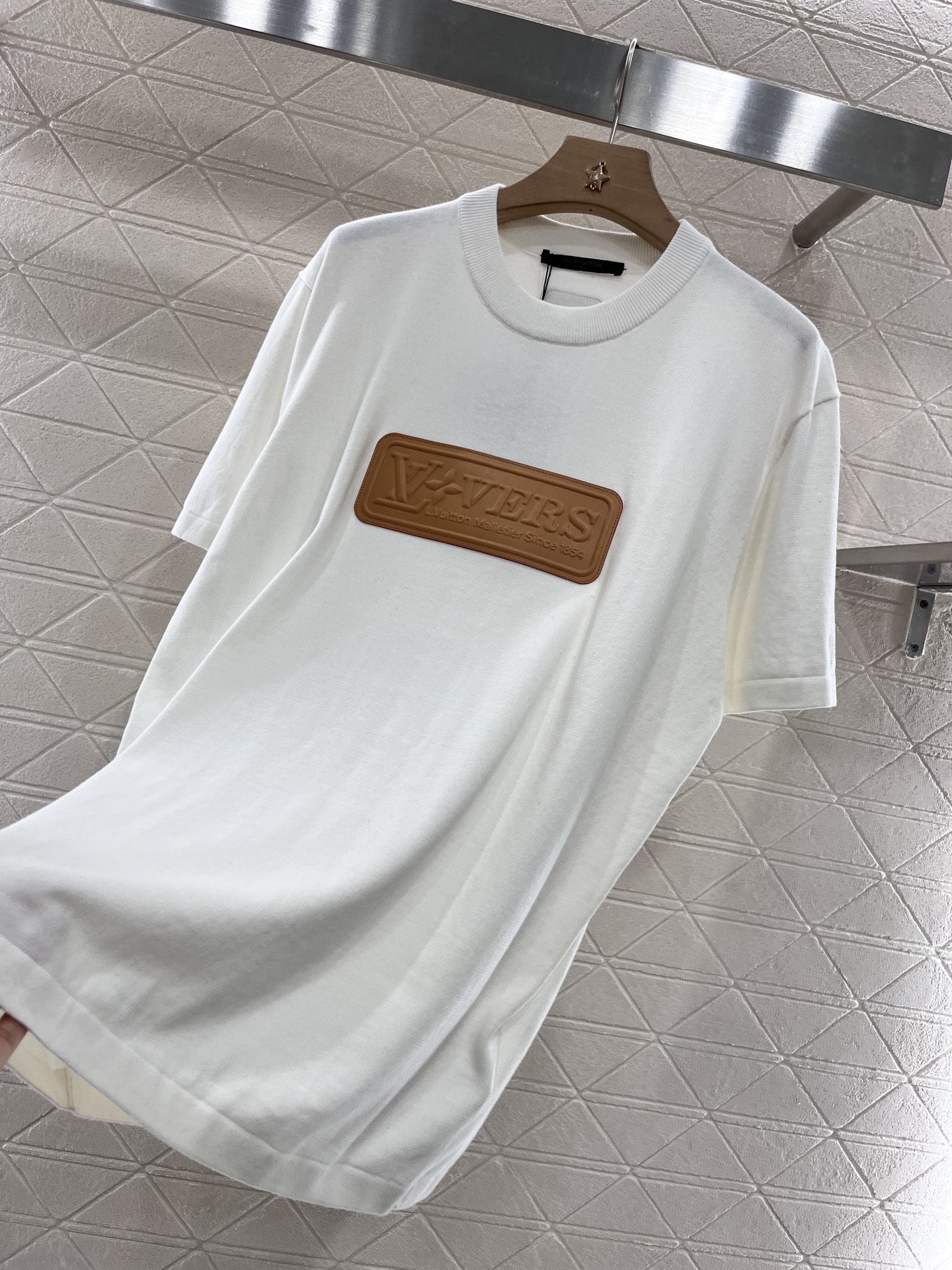 ♥Louis Vuitto*♥2025新品上架
     皮牌全棉针织𝑇𝑒𝑒
定制YB原生全棉纱线织造 