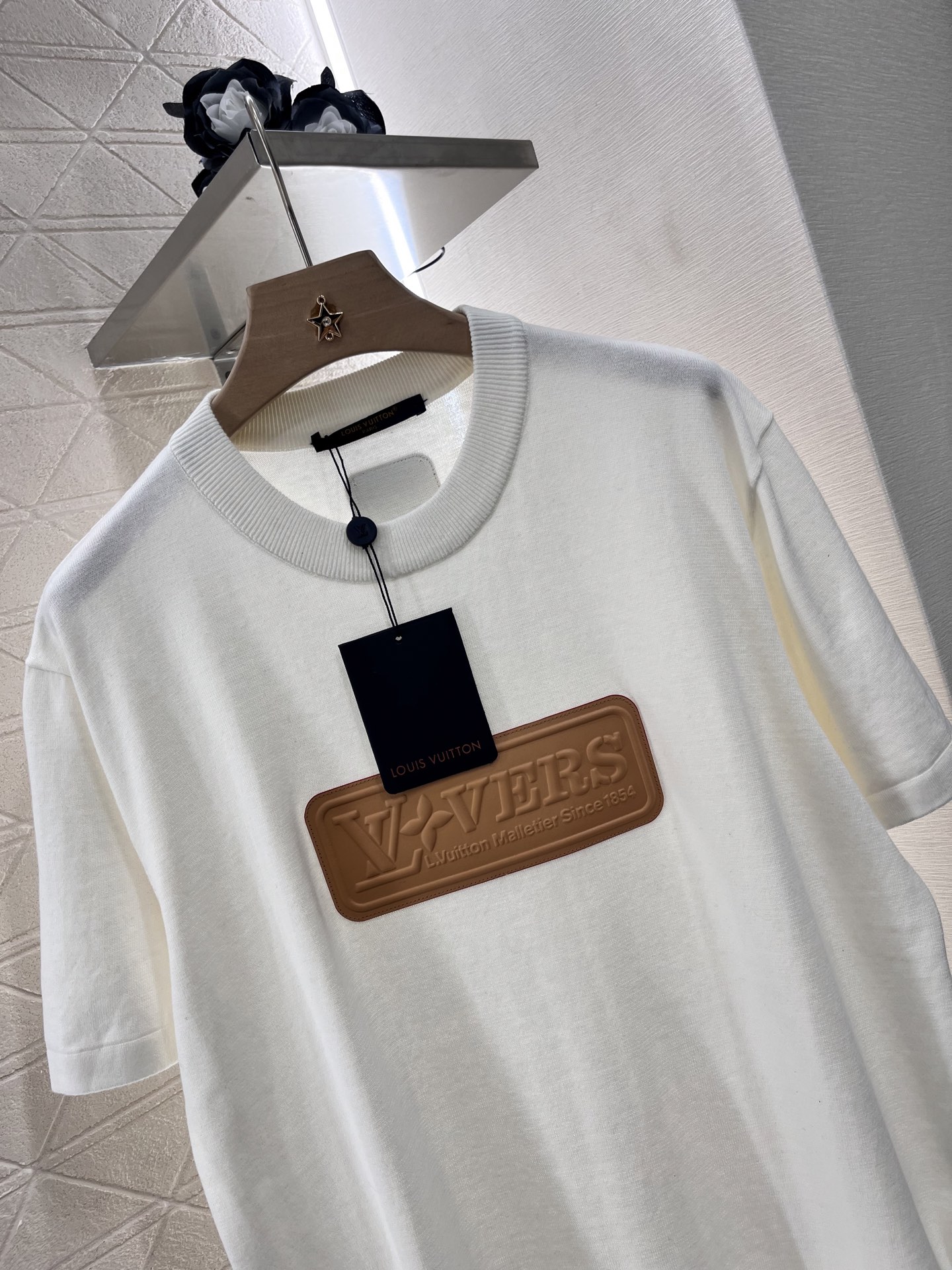 ♥Louis Vuitto*♥2025新品上架
     皮牌全棉针织𝑇𝑒𝑒
定制YB原生全棉纱线织造 