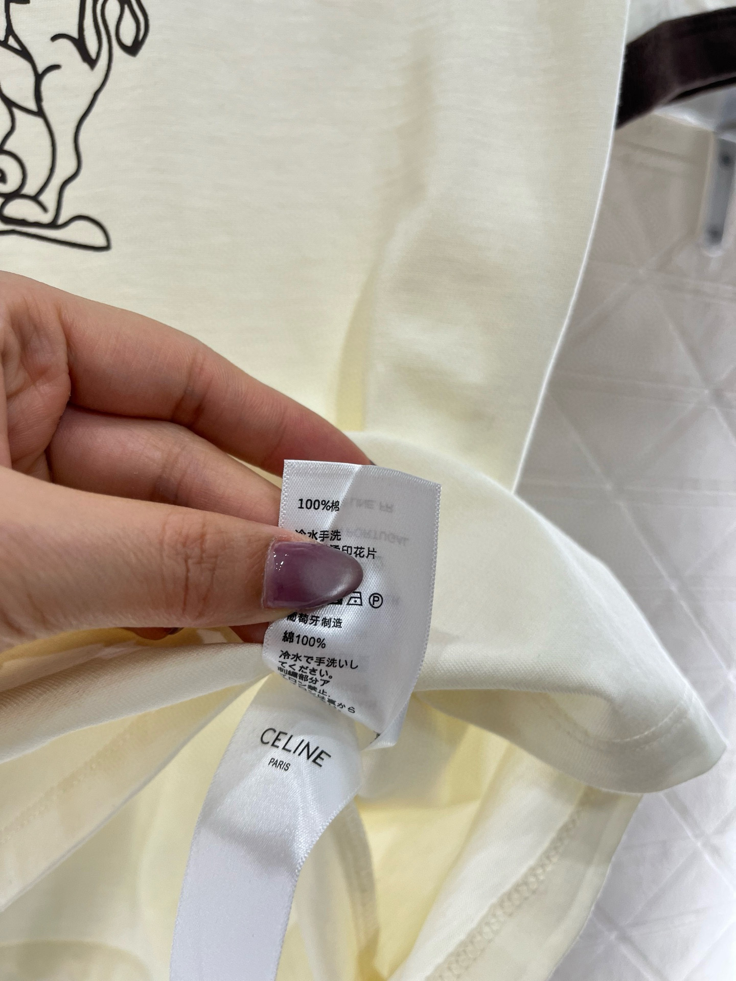 ♥Celin*♥2025新品上架
     印花字母𝑇𝑒𝑒
定制YB原生全棉材质 透气舒适 质感十足 常