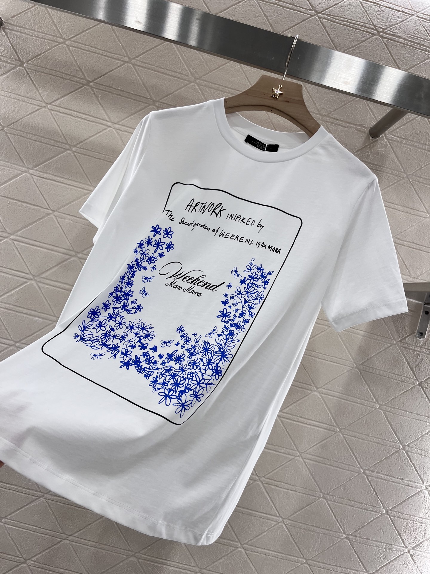 ♥MaxMar*♥2025新品上架
        圆领印花𝑇𝑒𝑒
定制YB原生全棉材质 透气舒适 质感