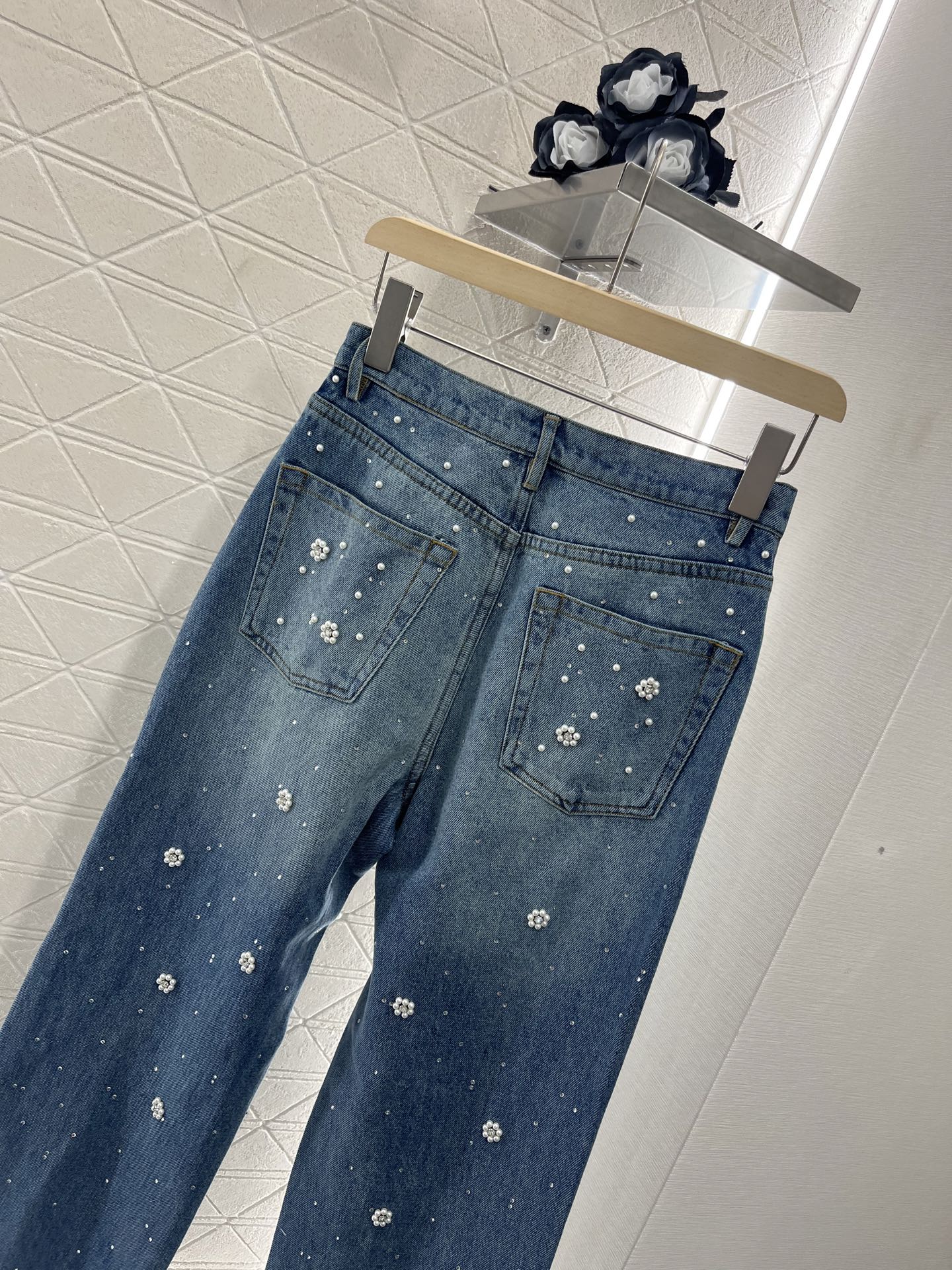 2025 Maje Women’s Suit Collection: Customized Jeans and Stylish Suits - 图片 4